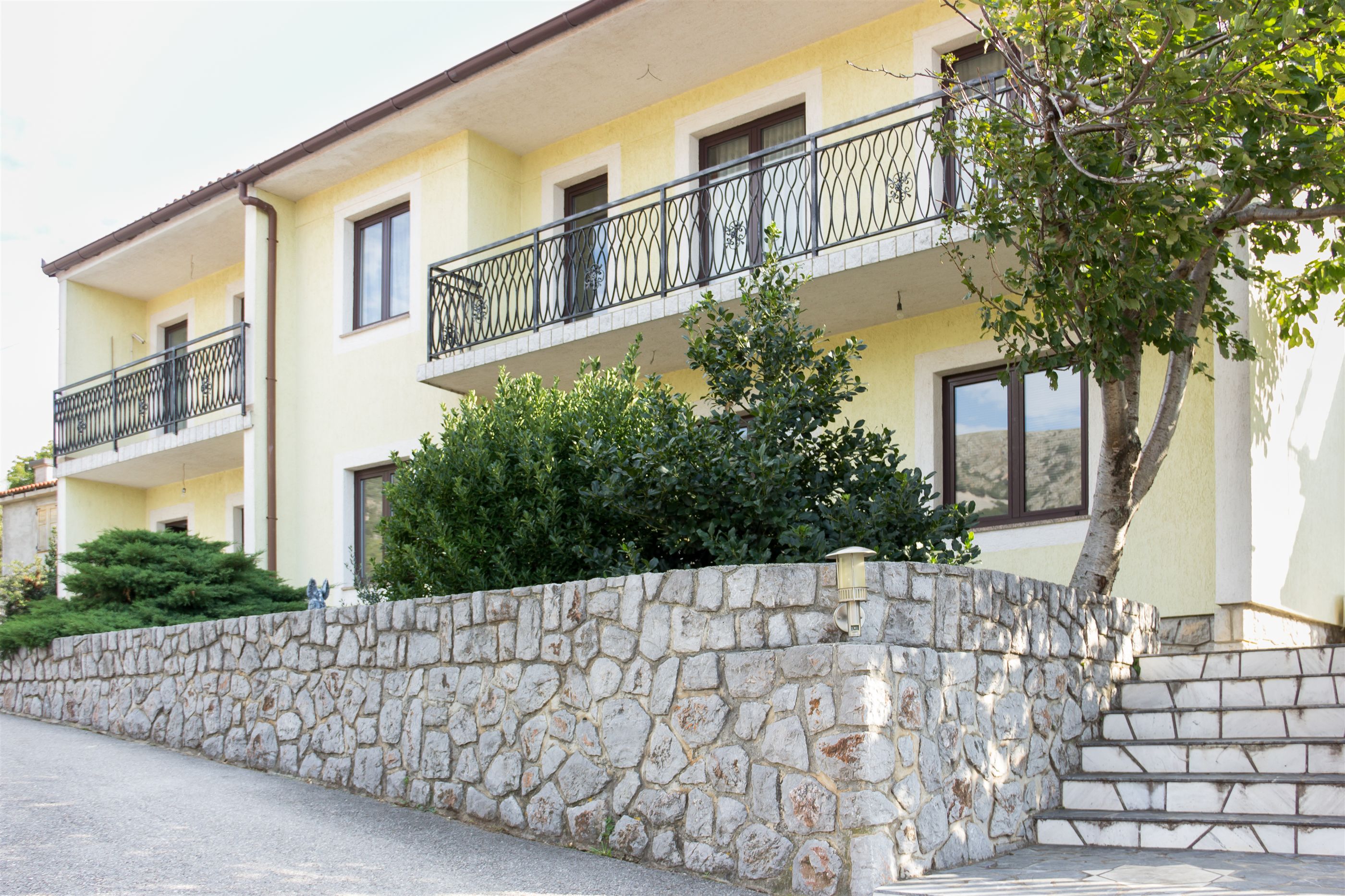 Apartments Marijana 61031-A3