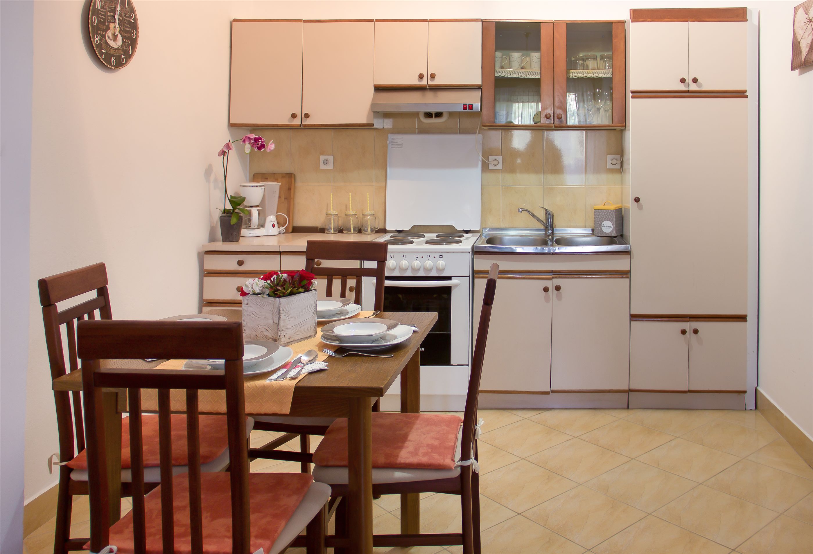 Apartments Marijana 61031-A1