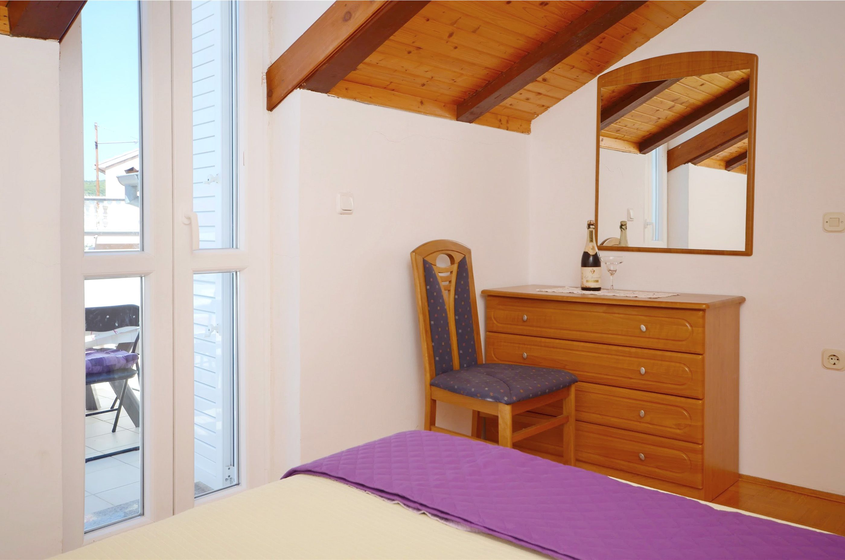 Apartments and Rooms Ive 20011-A1