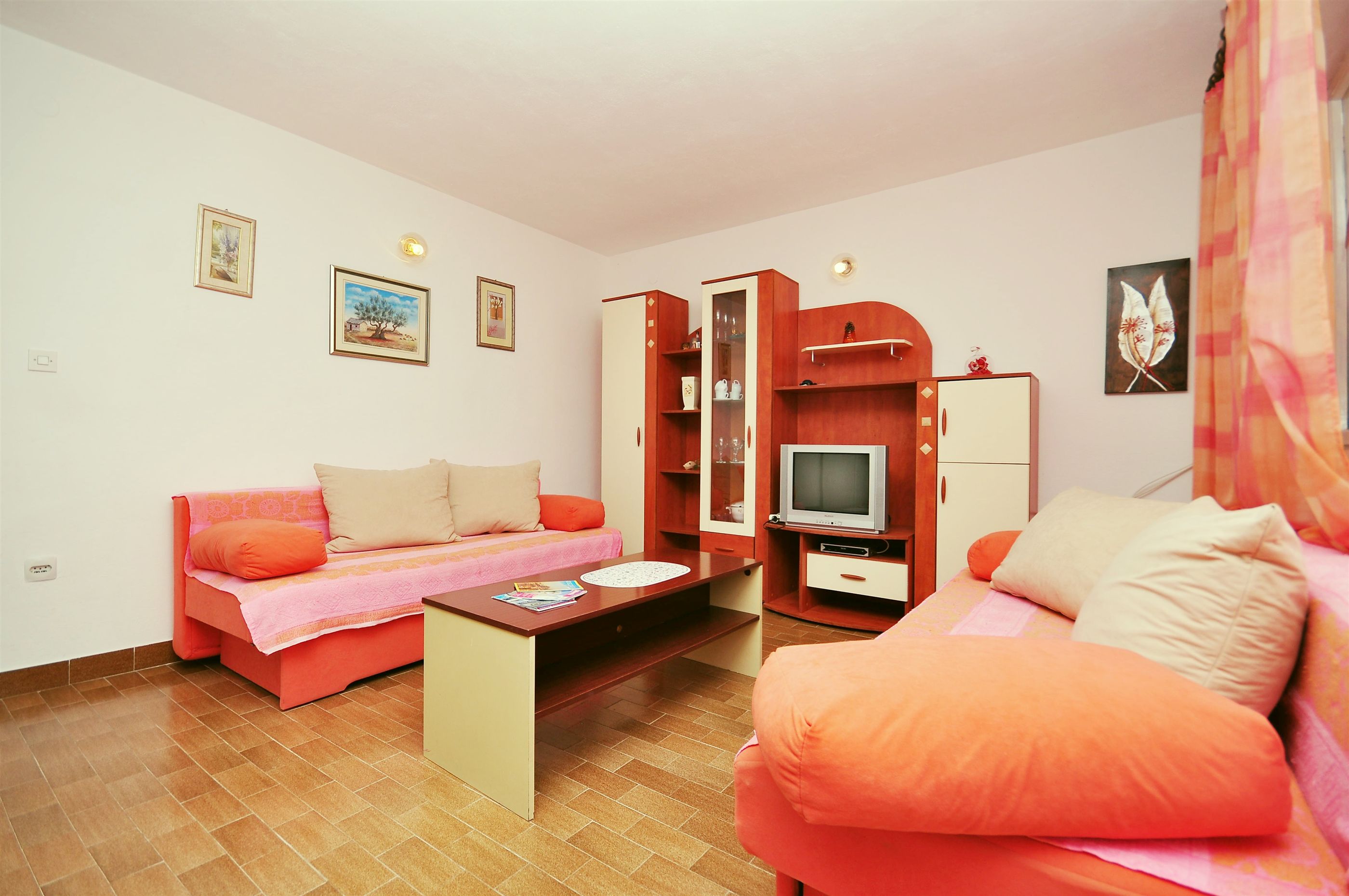Apartments Franka 58391-A1
