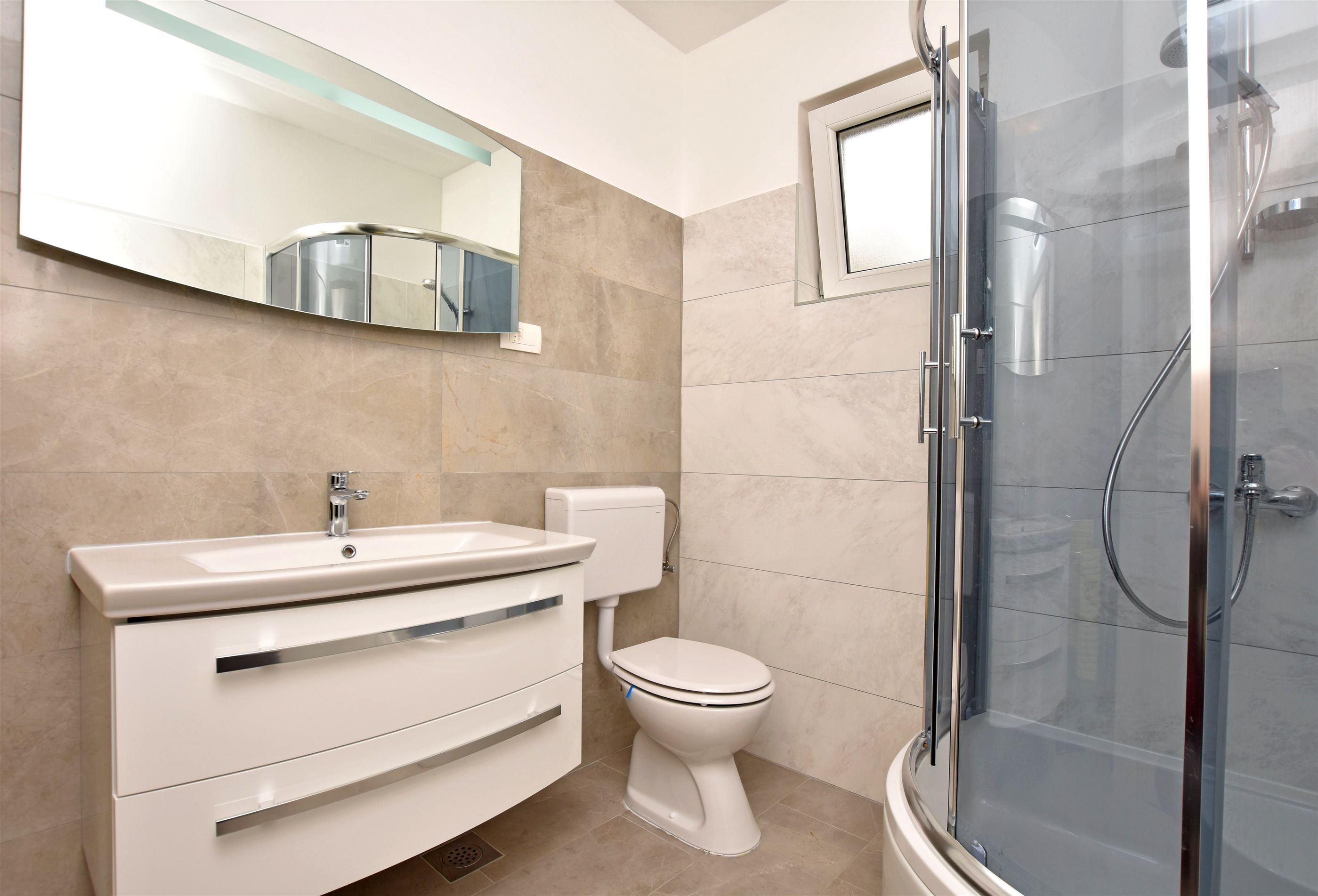 Apartment Dora 46141-A1