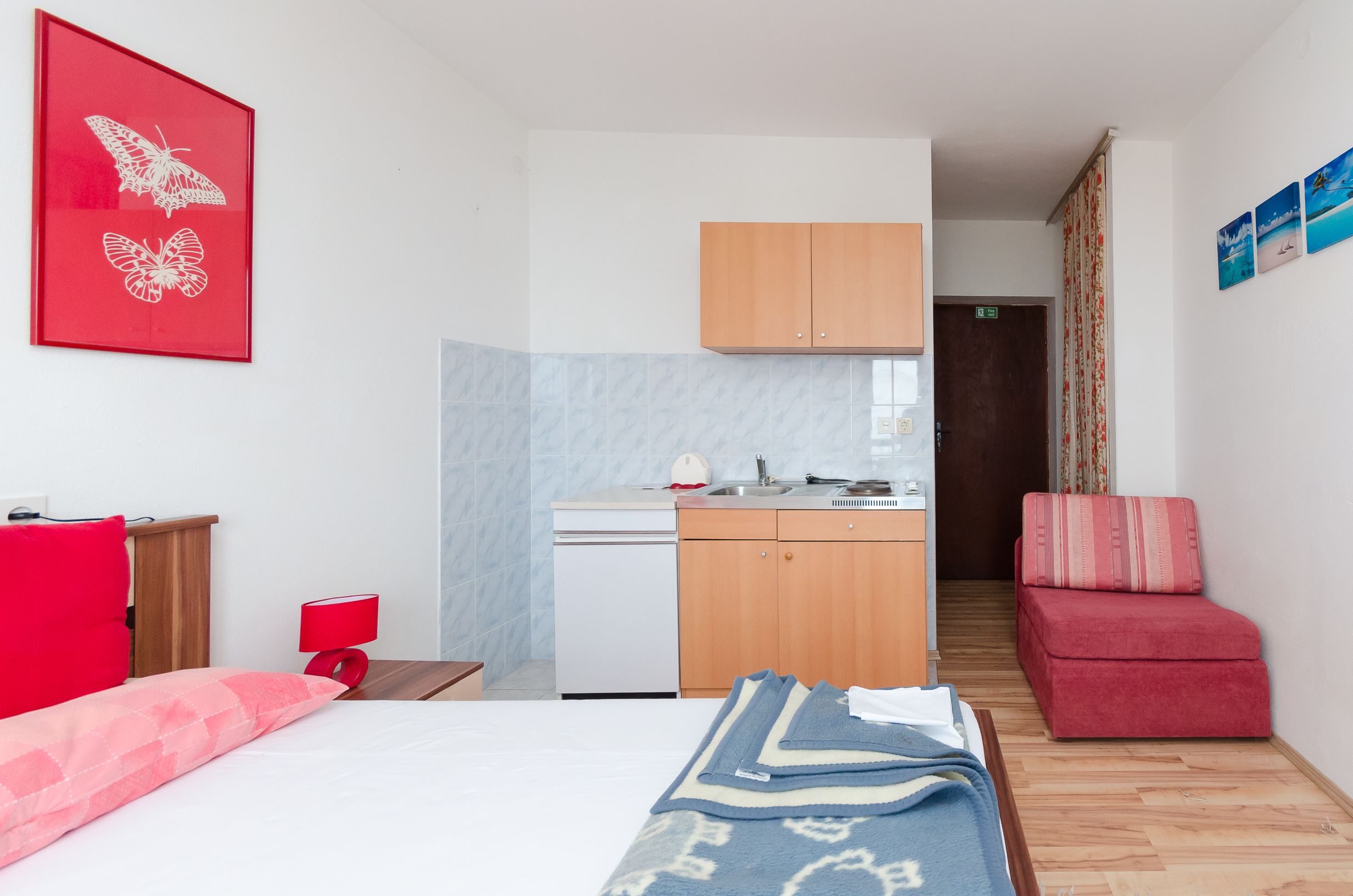 Apartments and Room Luka 86431-A1