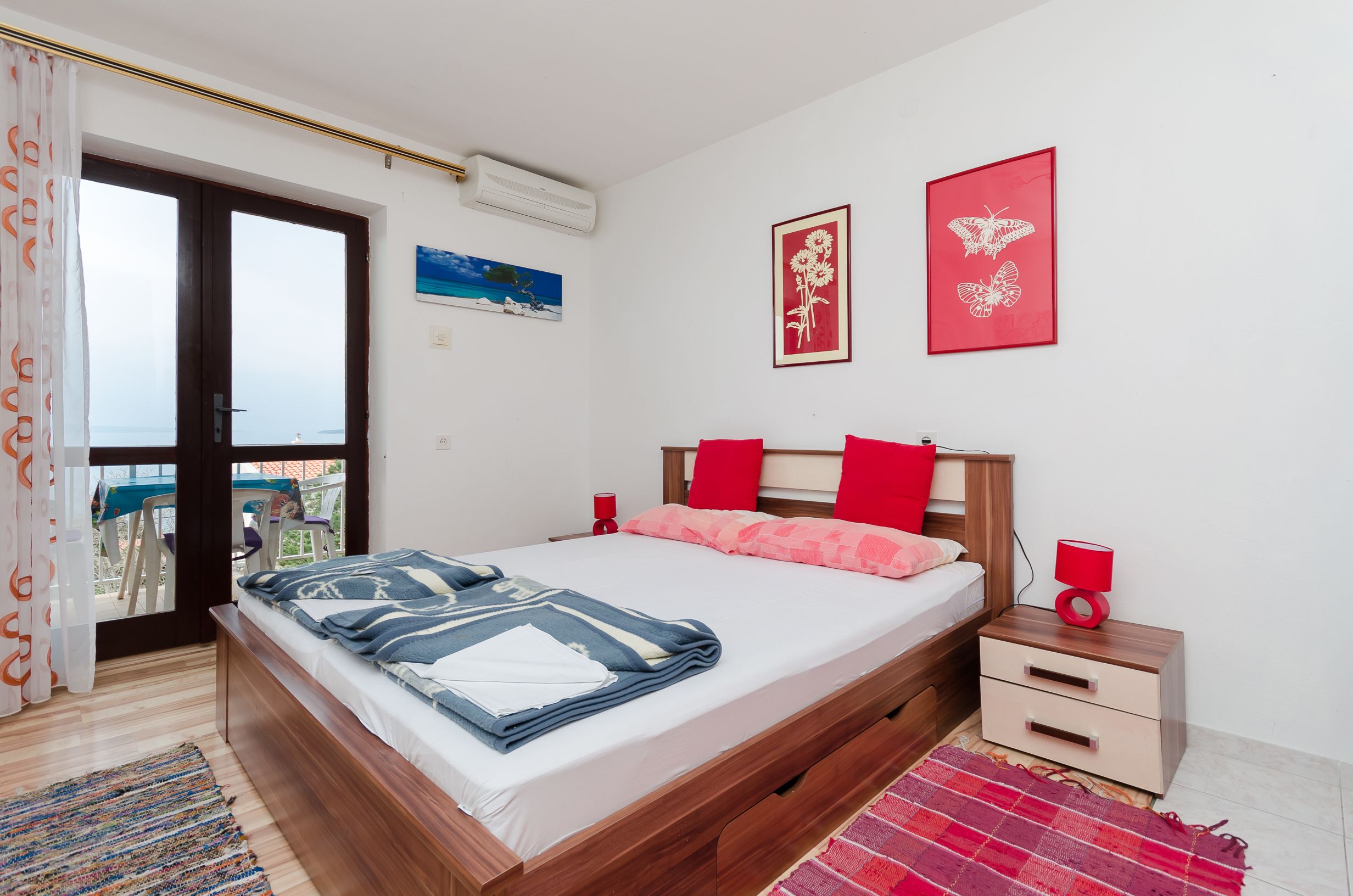 Apartments and Room Luka 86431-A1