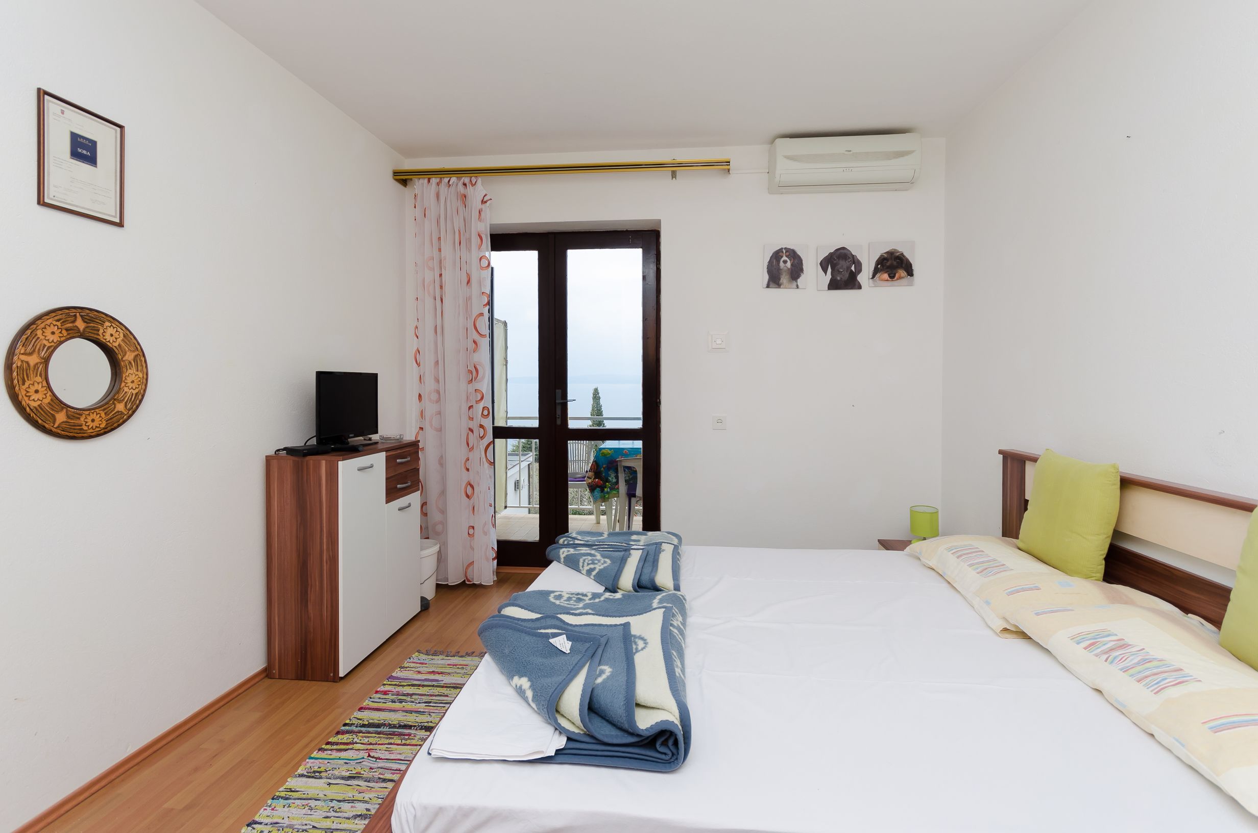 Apartments and Room Luka 86431-A2