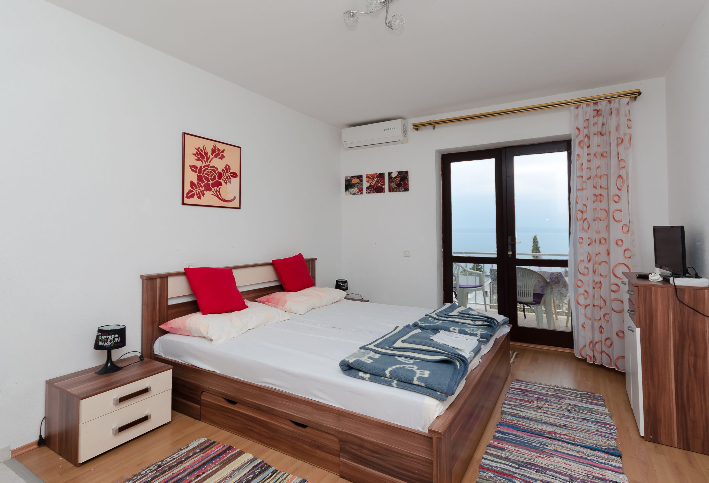 Apartments and Room Luka 86431-A3
