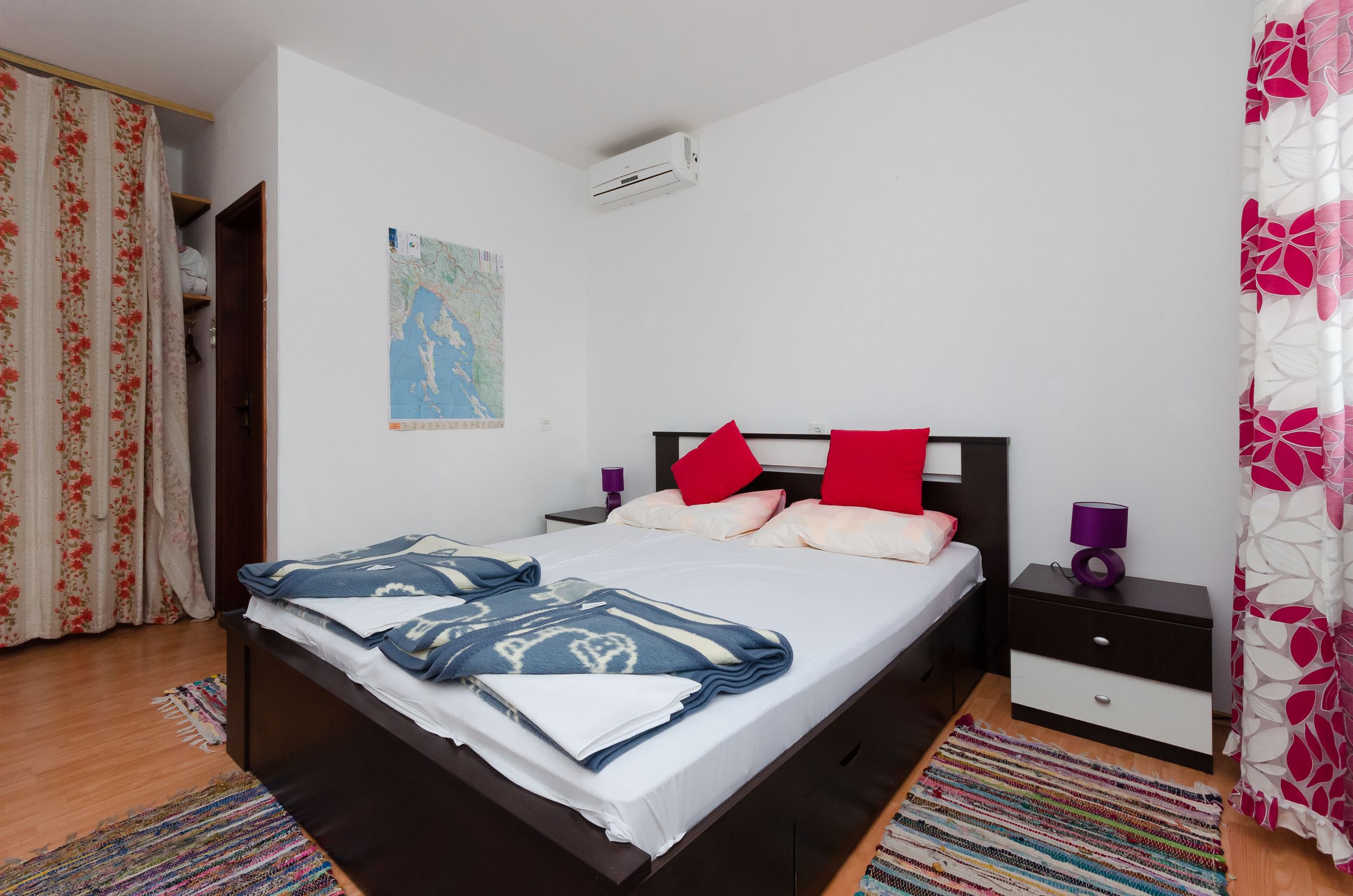 Apartments and Room Luka 86431-S4