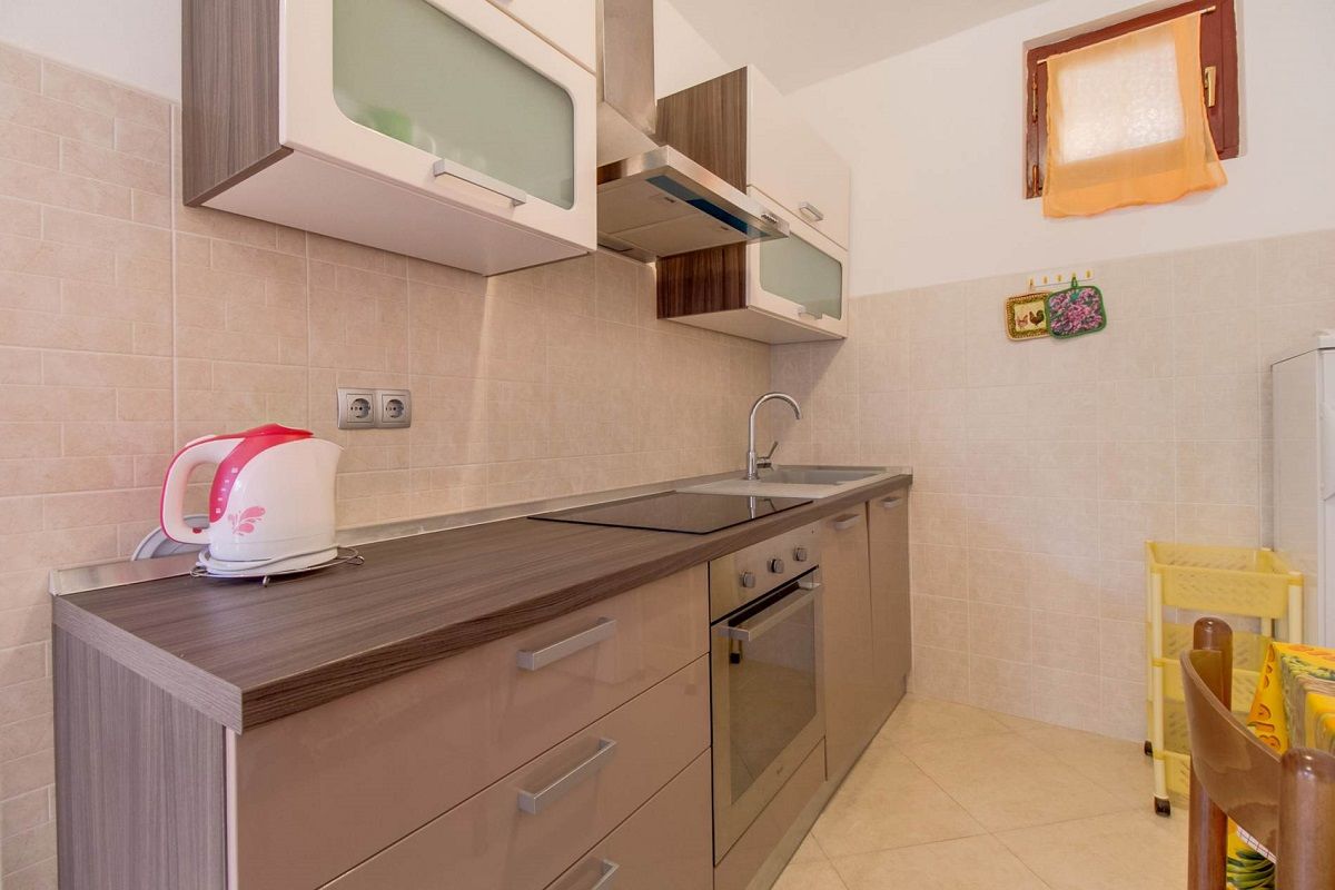 Apartments MARIOLINA 17514-A1