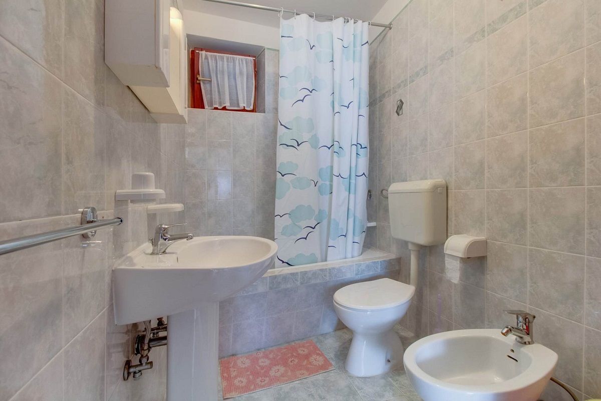 Apartments MARIOLINA 17514-A2