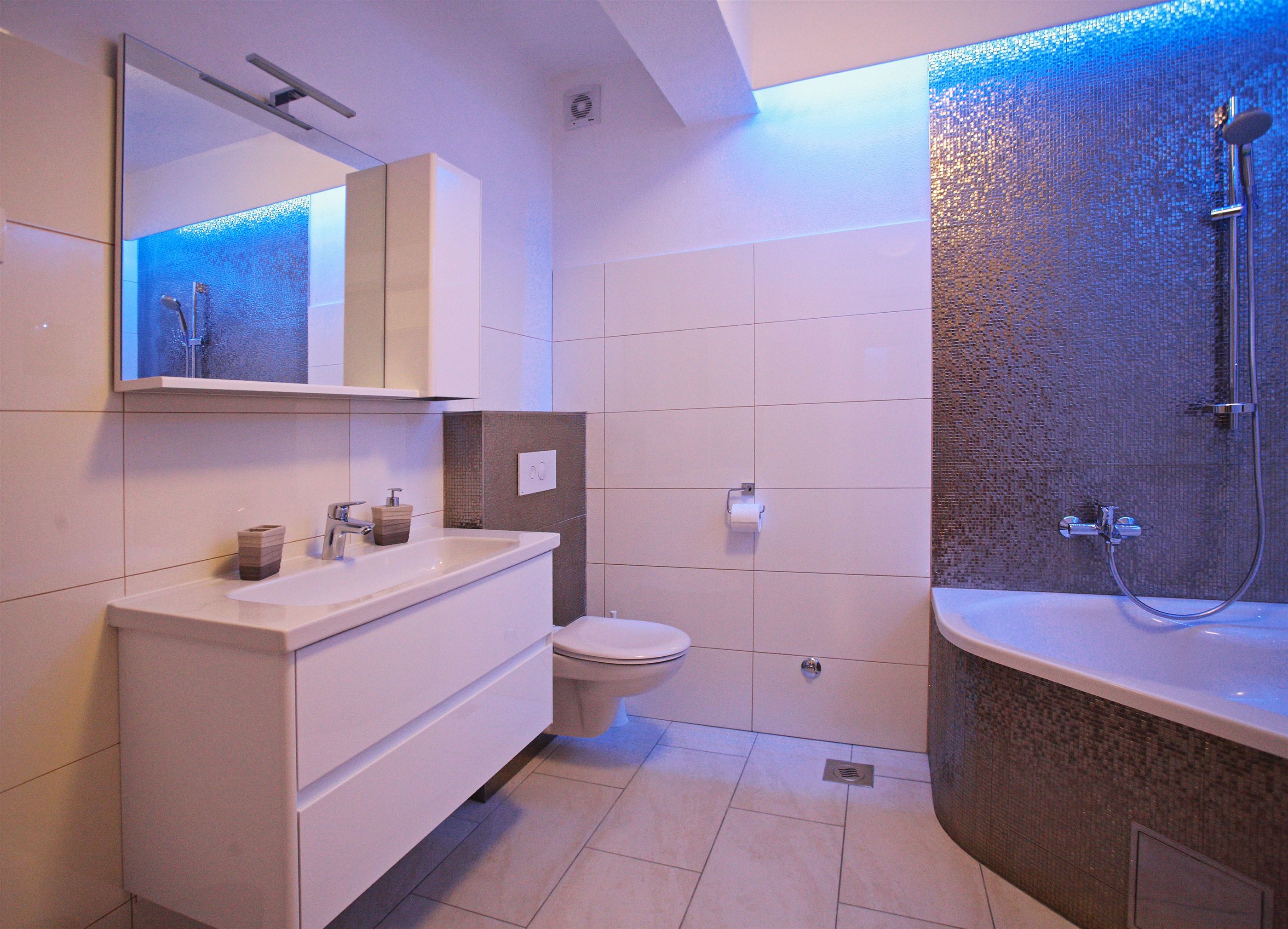 Apartment On the top 27161-A1