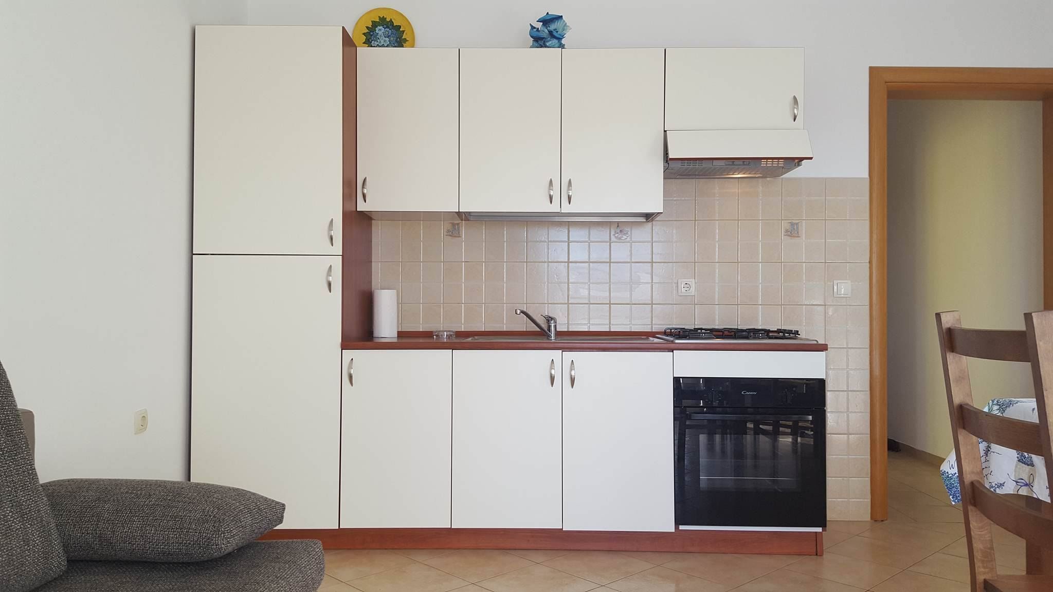 Apartments Luka 29381-A2
