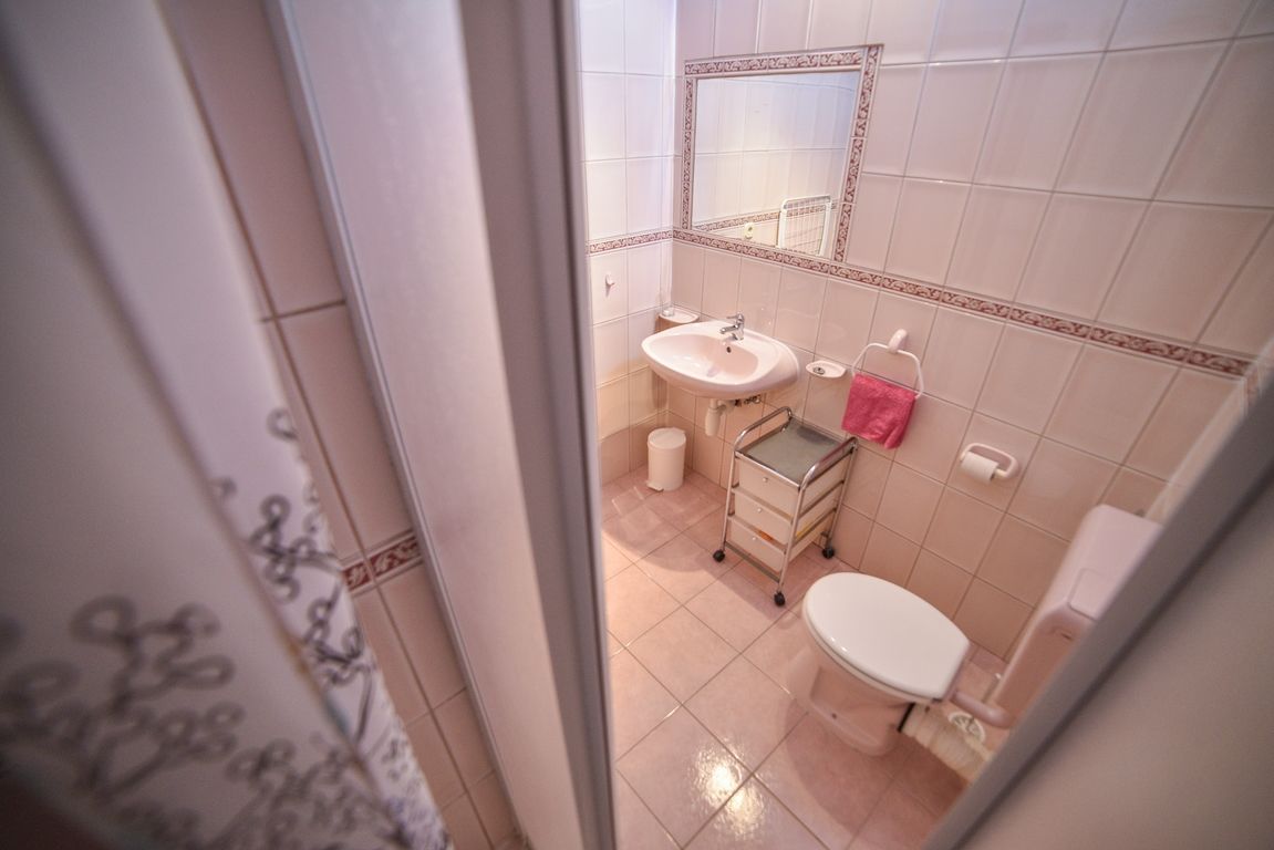 Apartments Babić 18401-A2