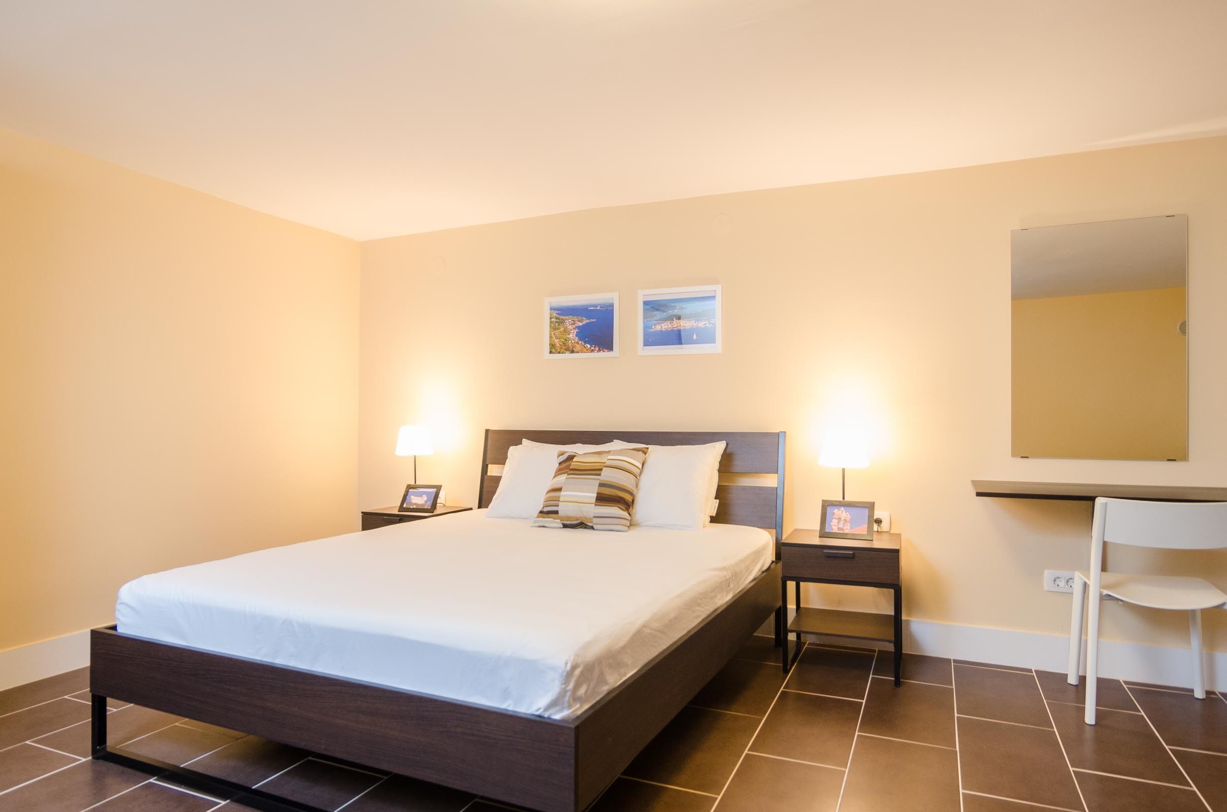 Apartments Villa Roza 17485-A1