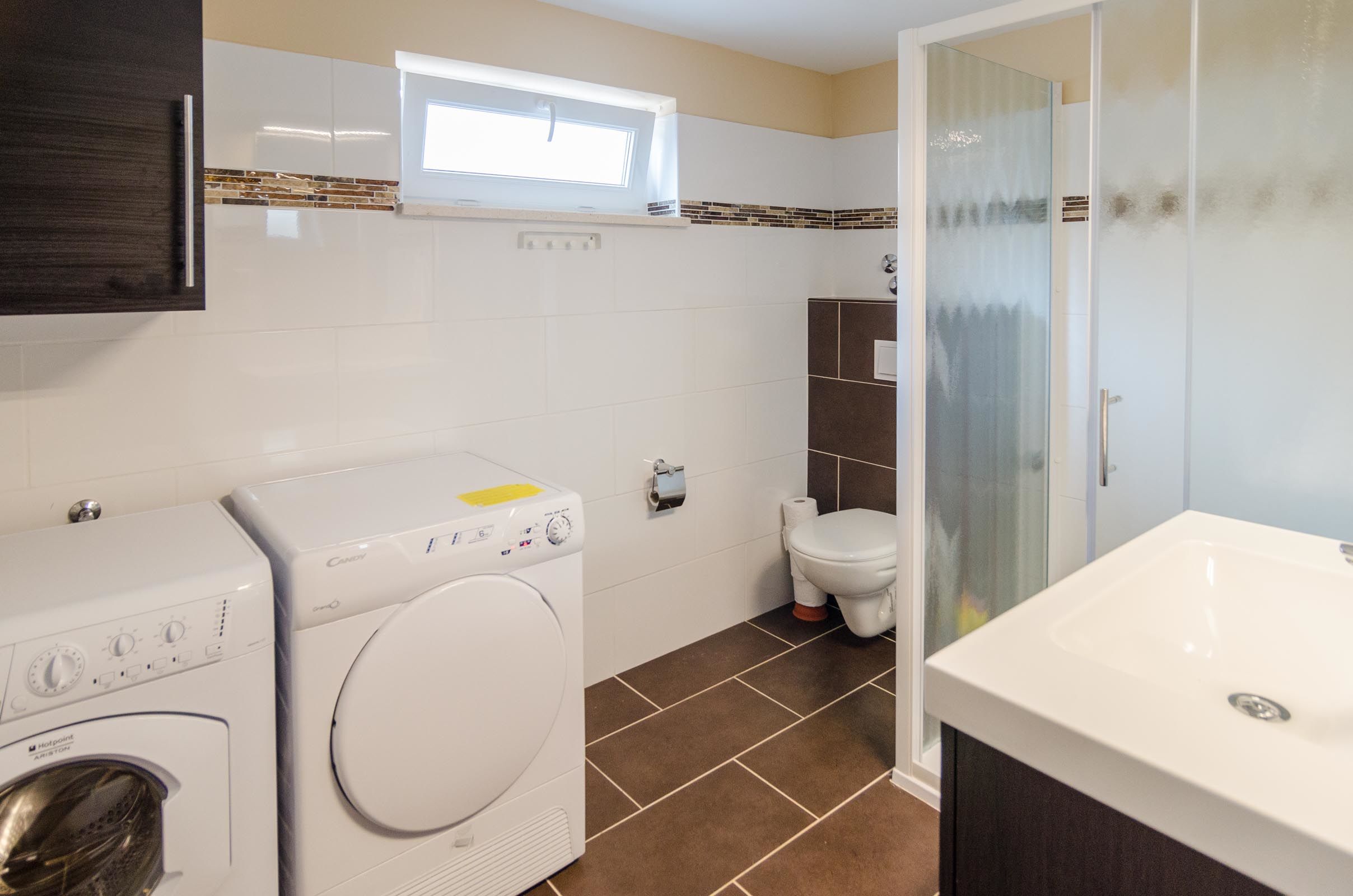 Apartments Villa Roza 17485-A1