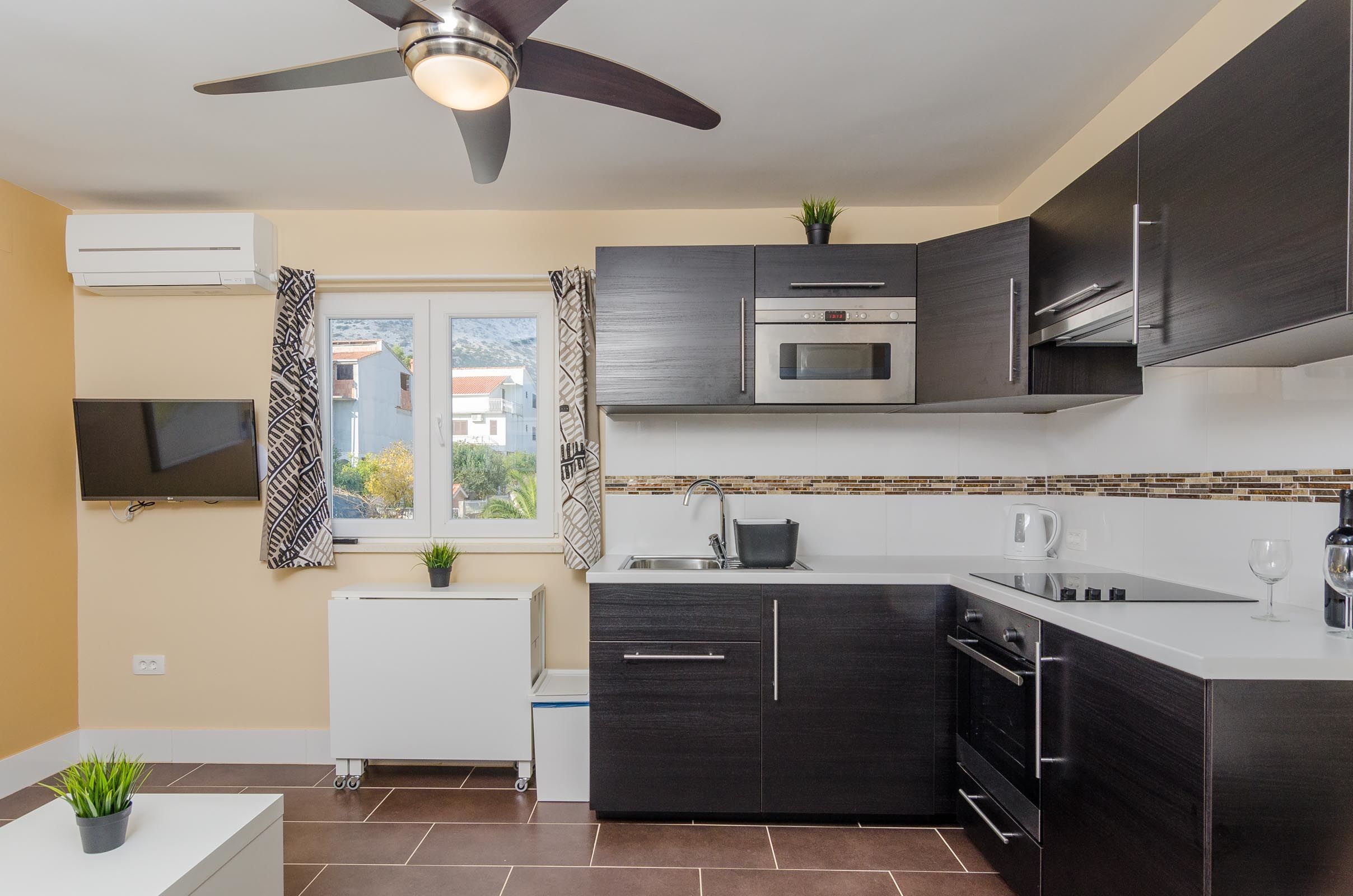 Apartments Villa Roza 17485-A2
