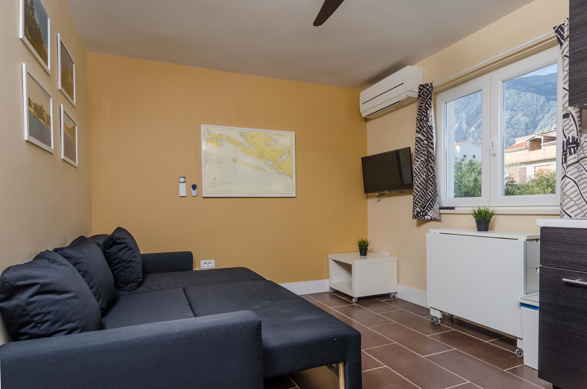 Apartments Villa Roza 17485-A2