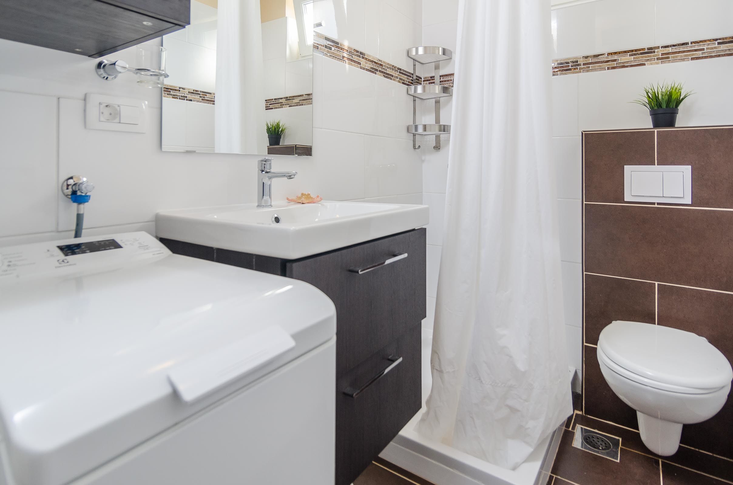 Apartments Villa Roza 17485-A2