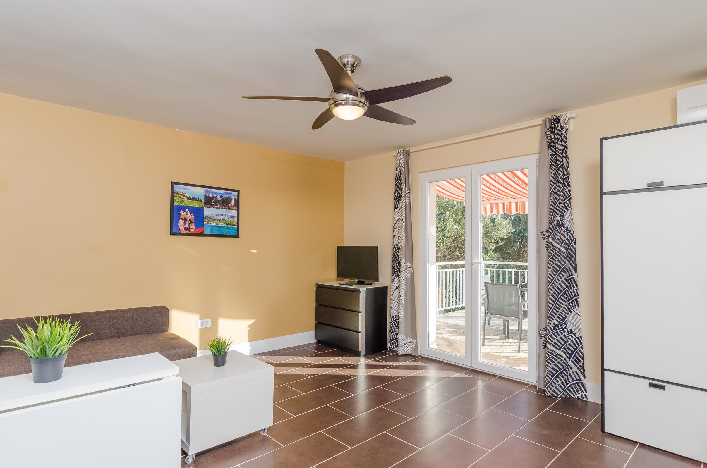 Apartments Villa Roza 17485-A3