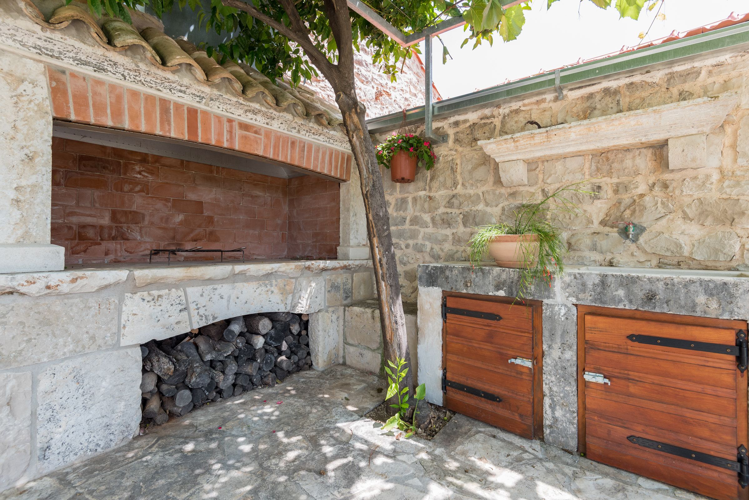 House Hidden Treasure 17486-K1