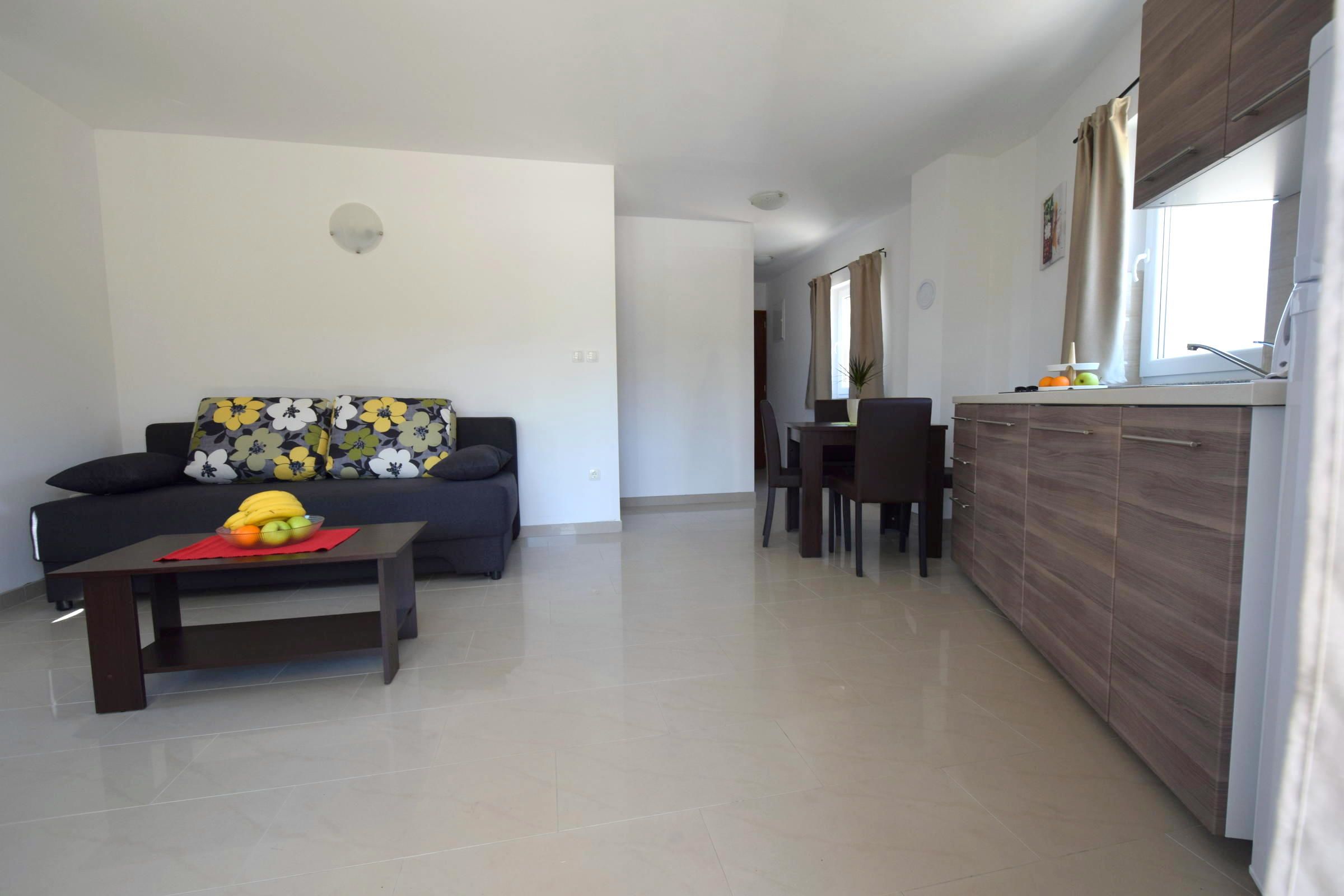 Apartments Mario 62108-A2