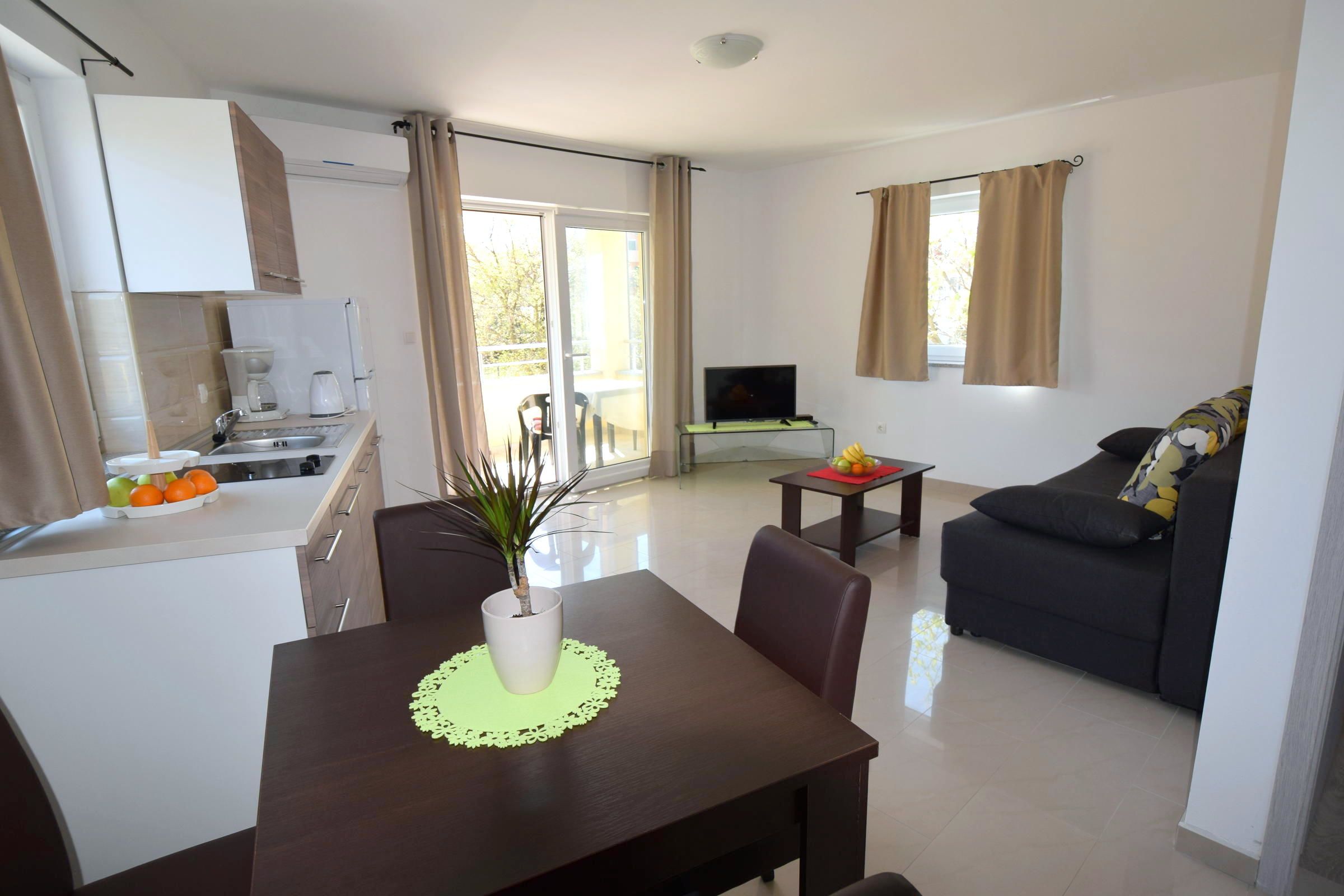 Apartments Mario 62108-A2