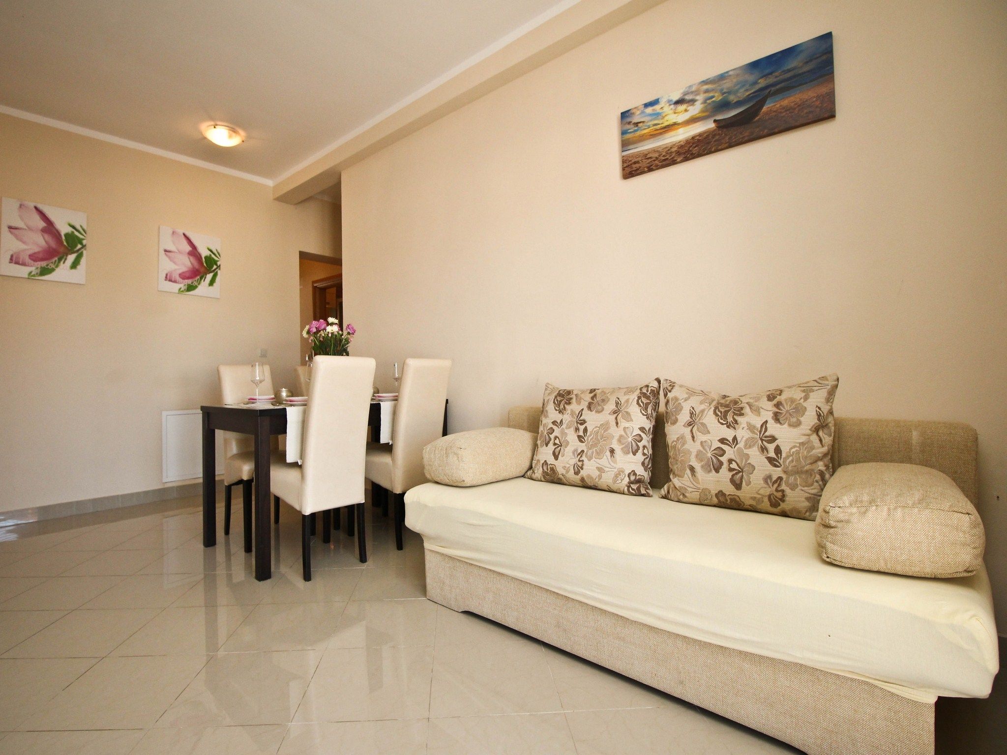 Apartments Ivanka 64111-A1