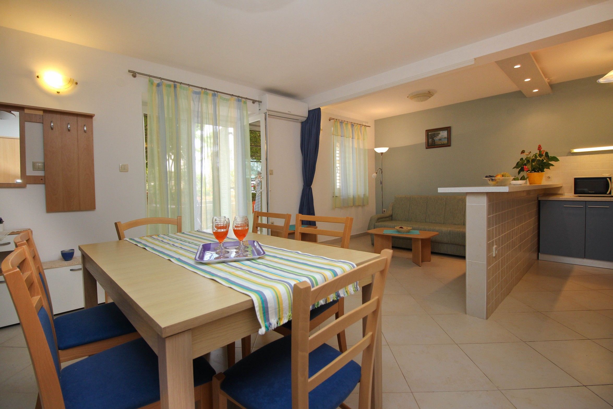 Apartments Vila TIHA 63775-A1