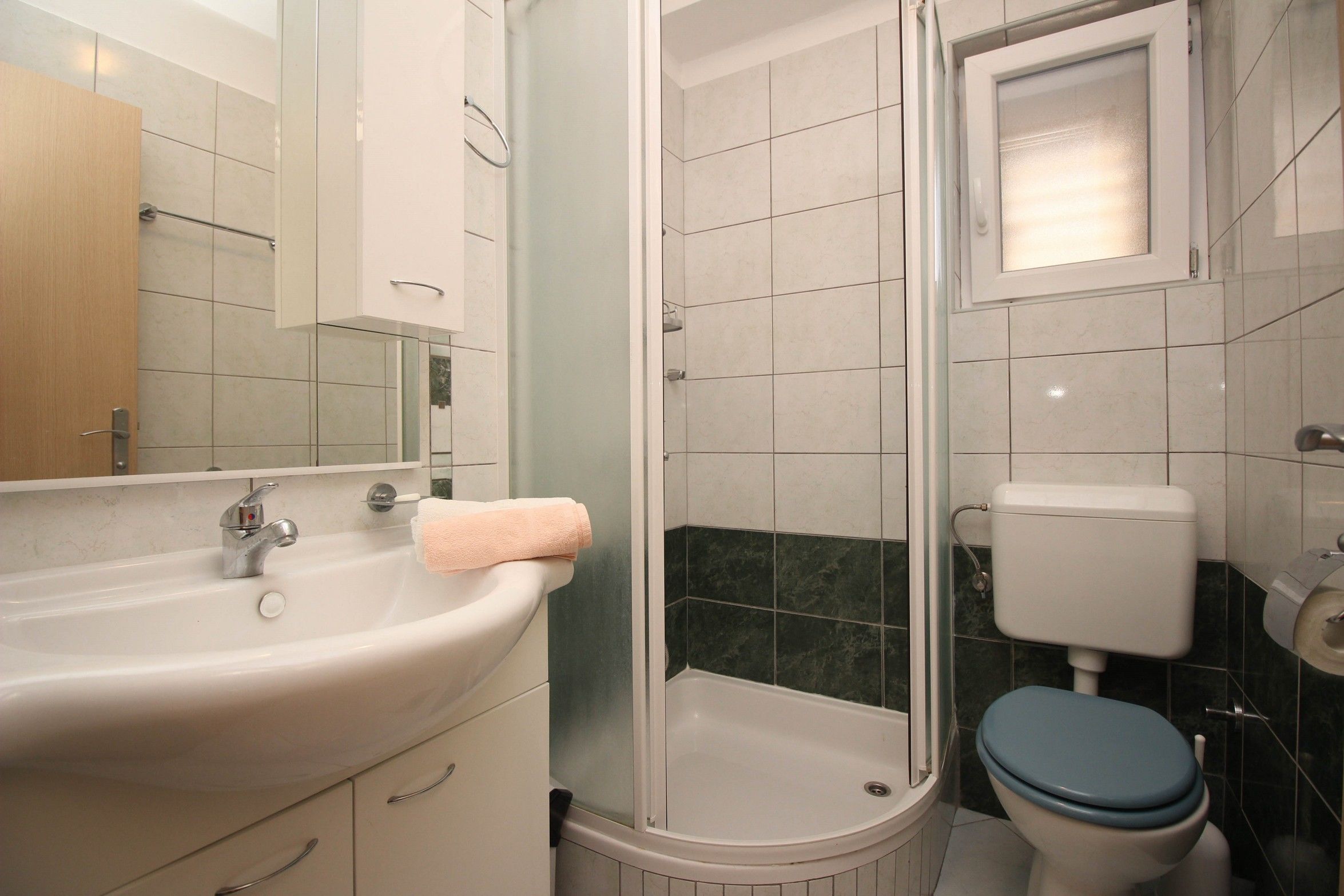 Apartments Vila TIHA 63775-A1
