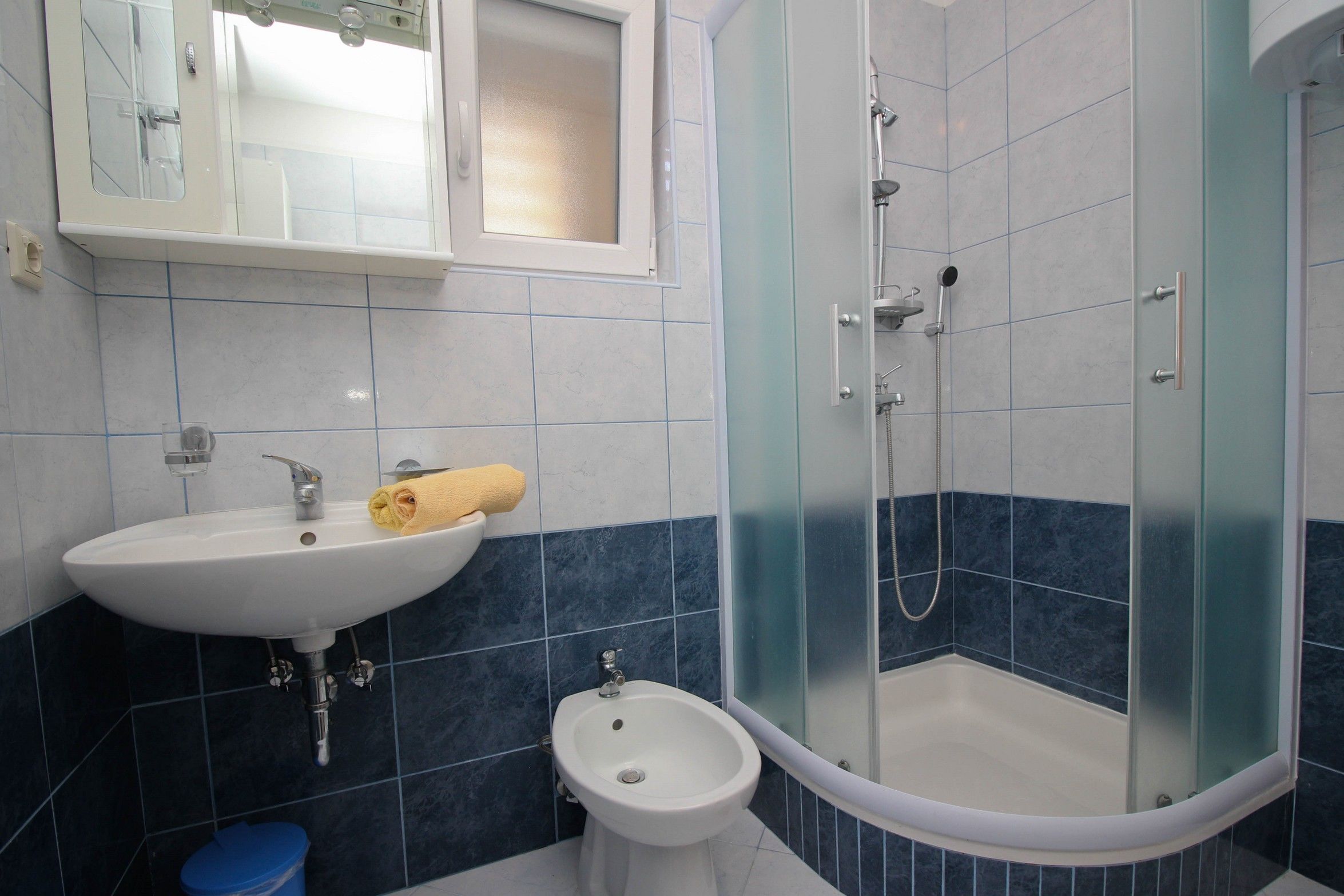 Apartments Vila TIHA 63775-A1