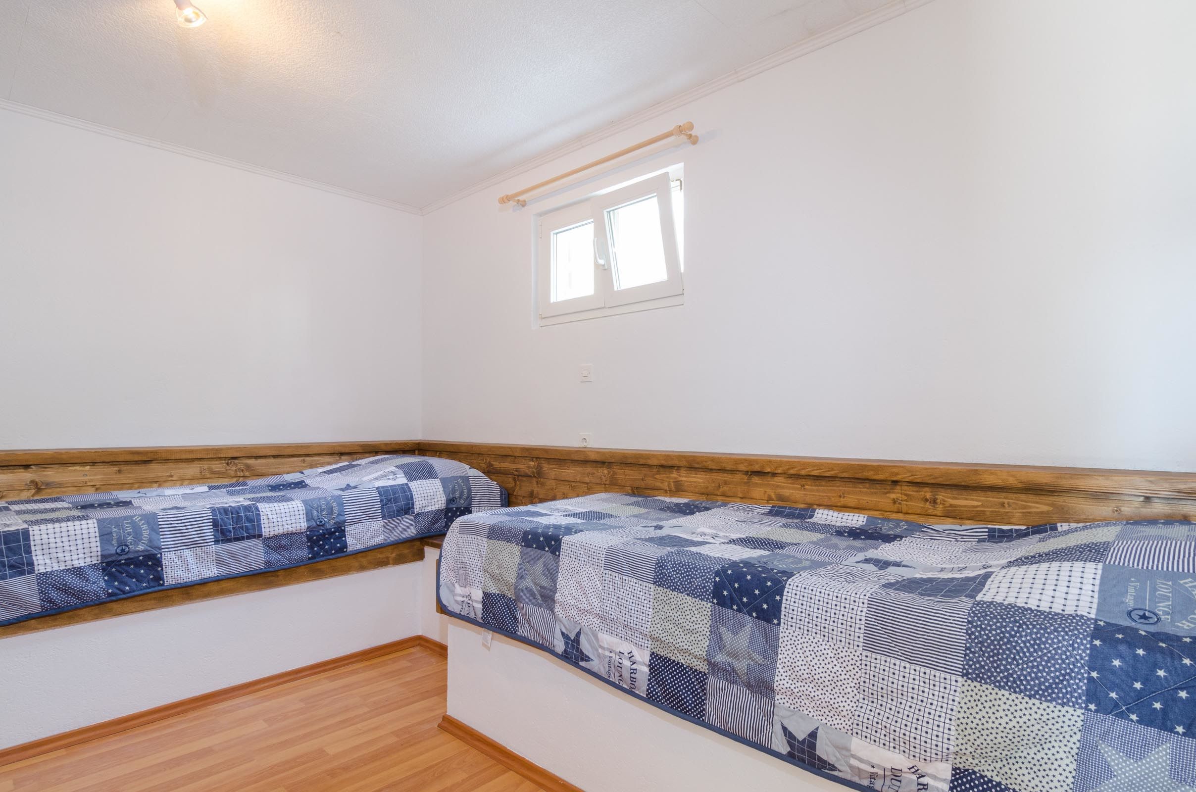 Apartments Mokalo 32931-A1