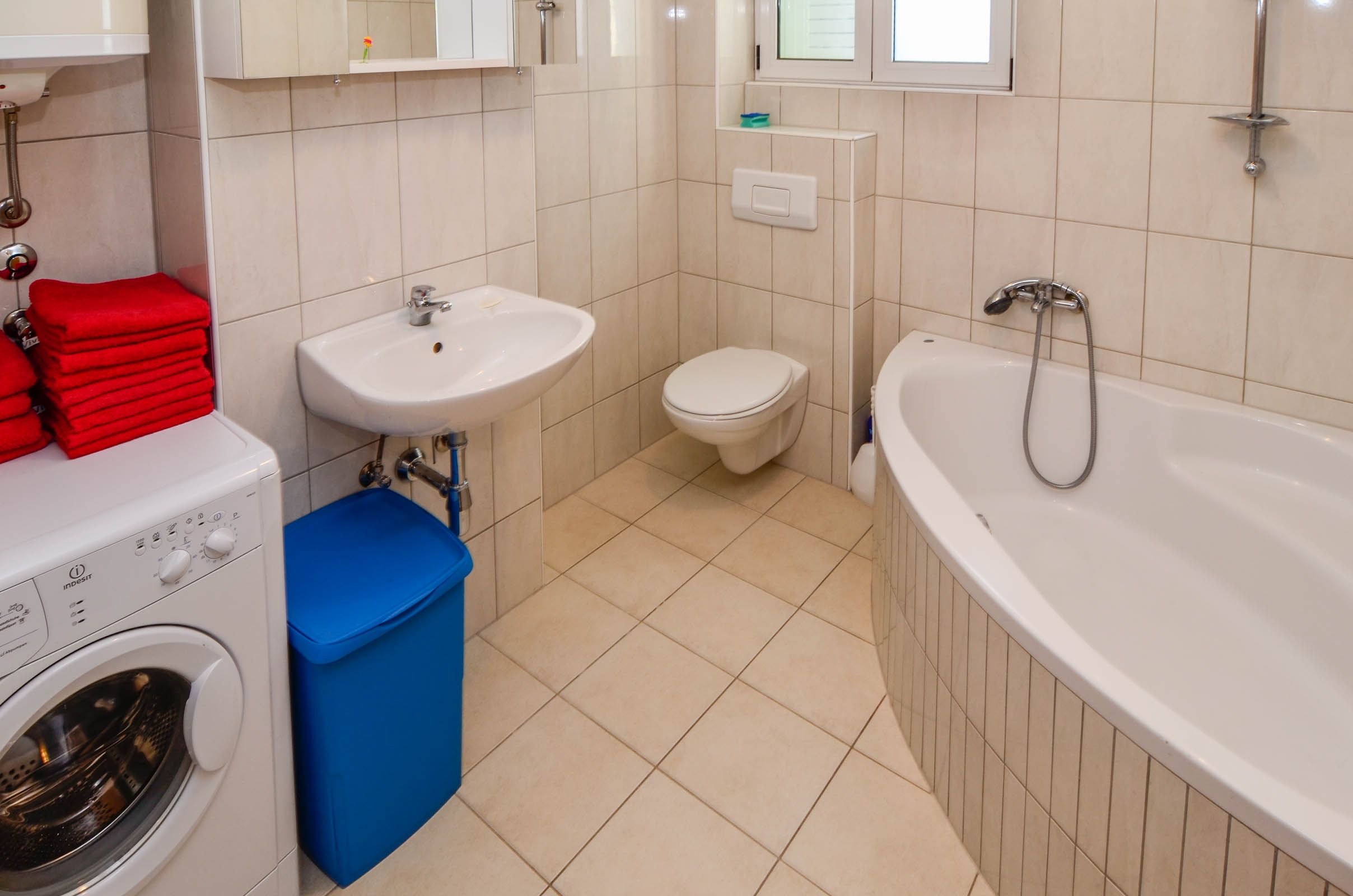 Apartments Grozdana 33551-A2