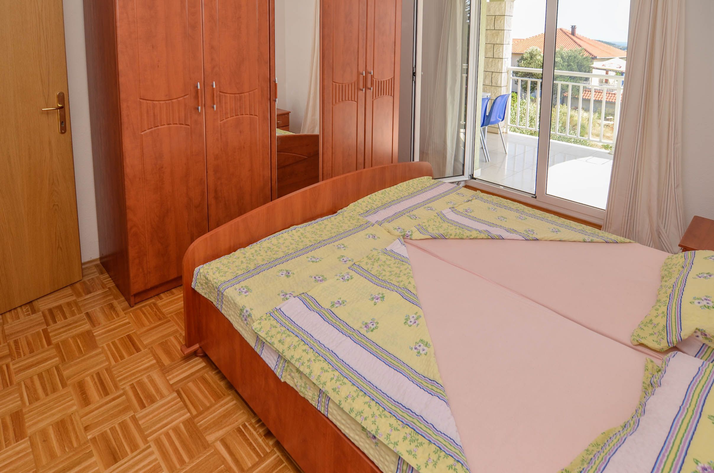 Apartments Grozdana 33551-A2