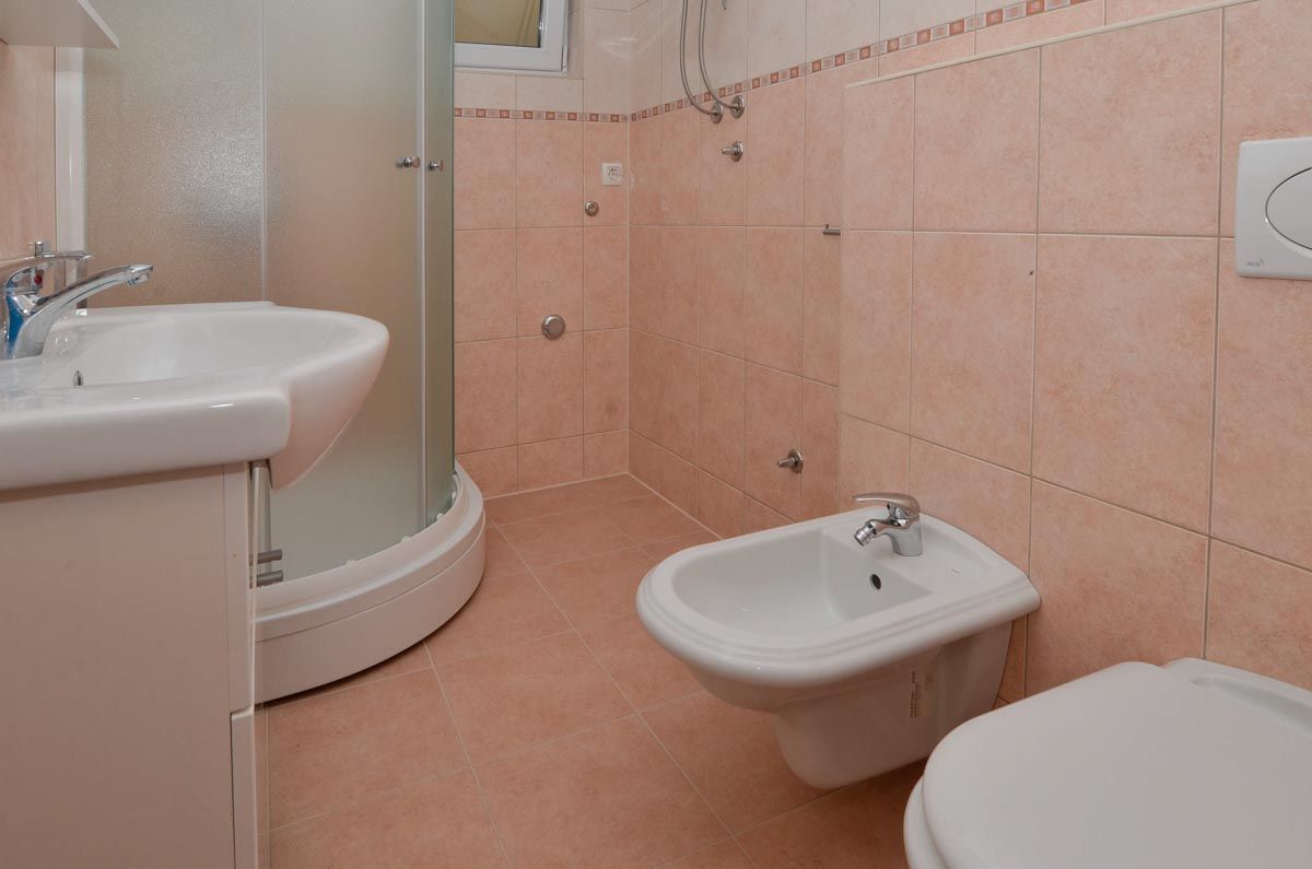 Apartments Leko 33559-A1