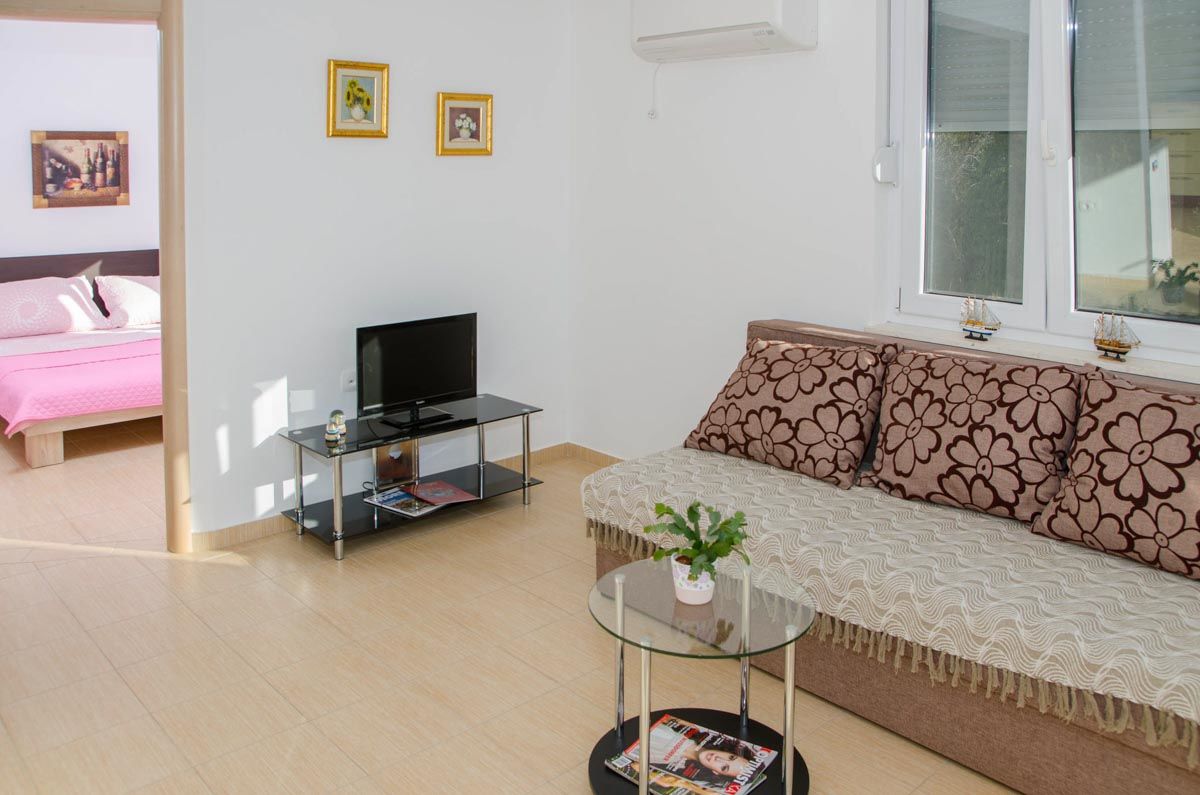 Apartments Leko 33559-A2
