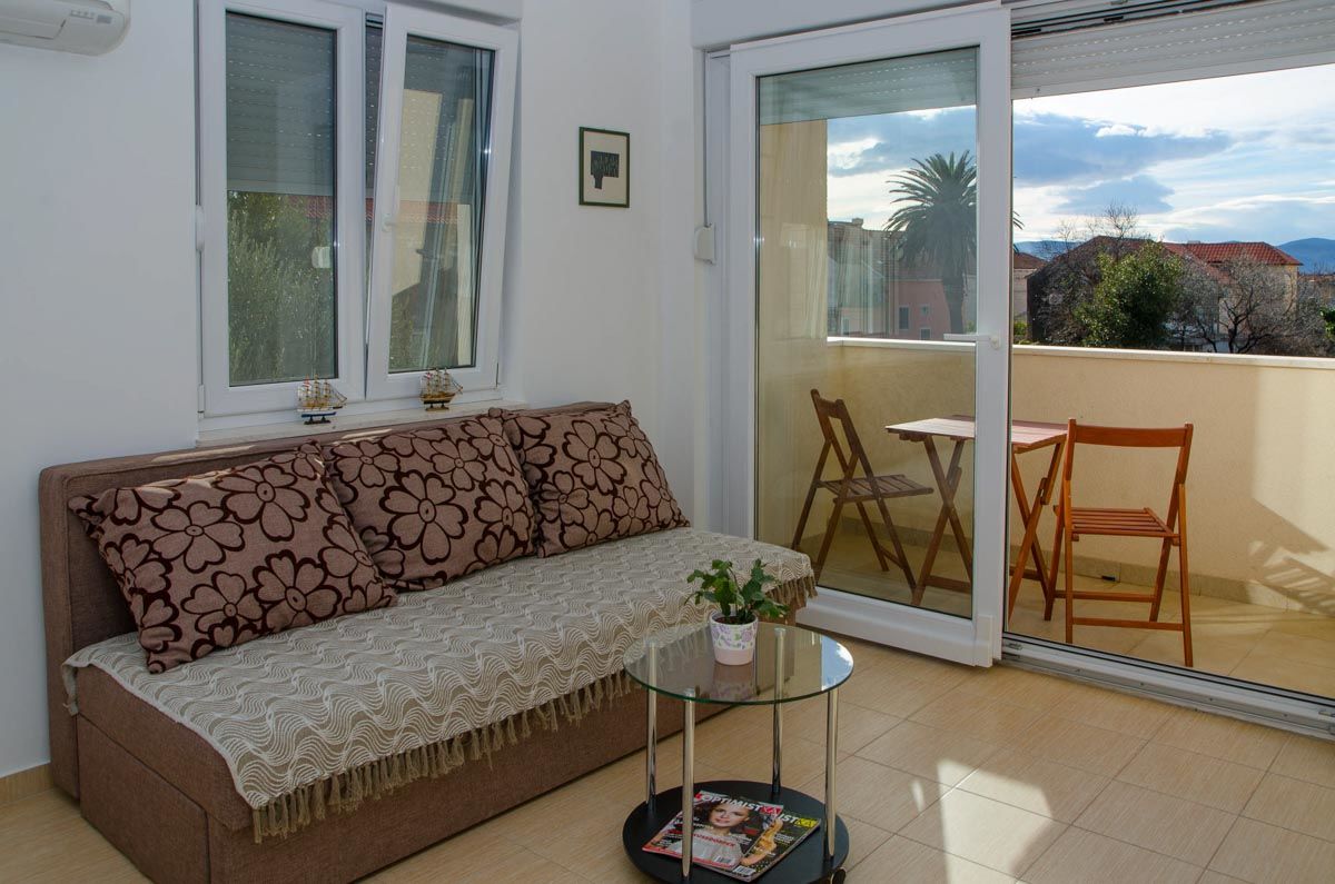 Apartments Leko 33559-A2