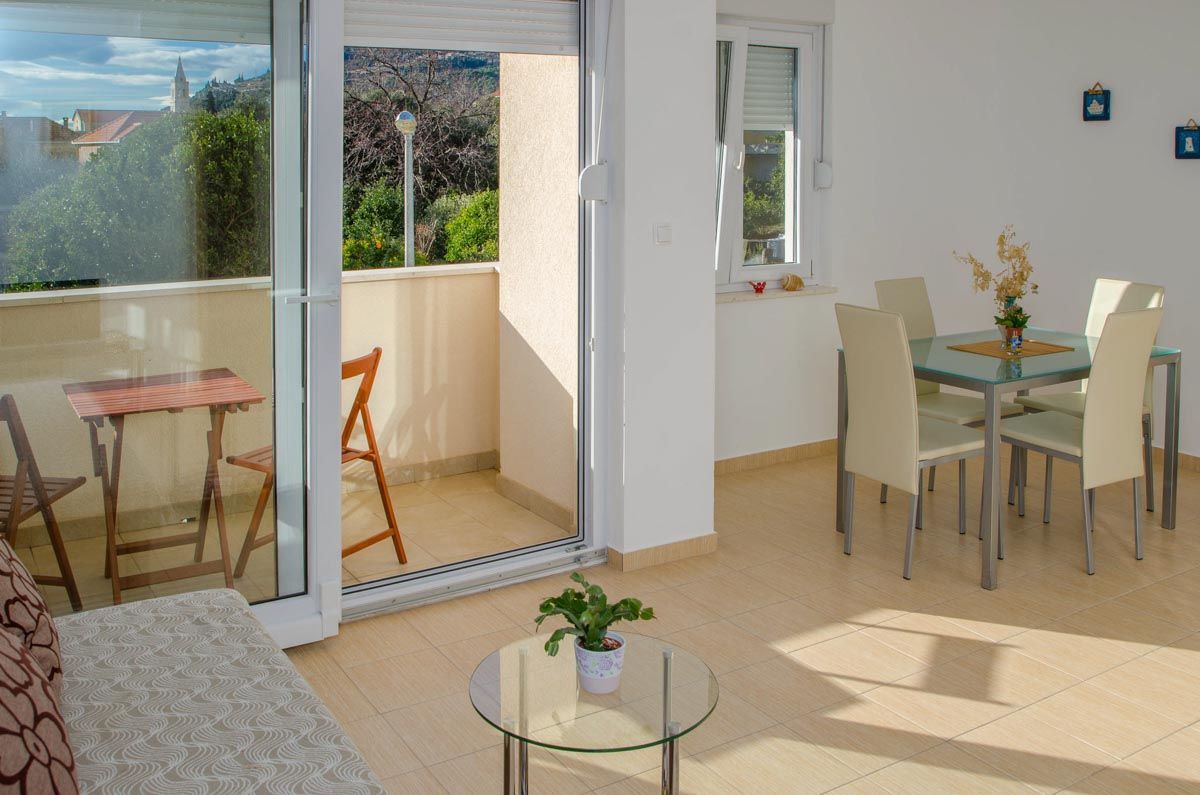 Apartments Leko 33559-A2