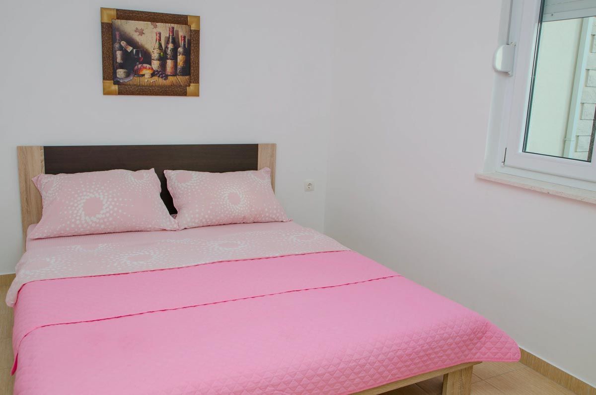 Apartments Leko 33559-A2