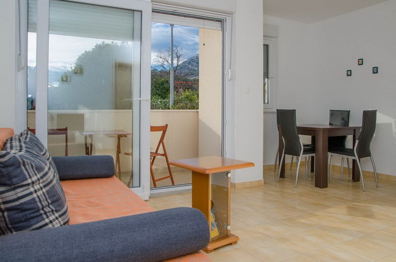 Apartments Leko 33559-A3
