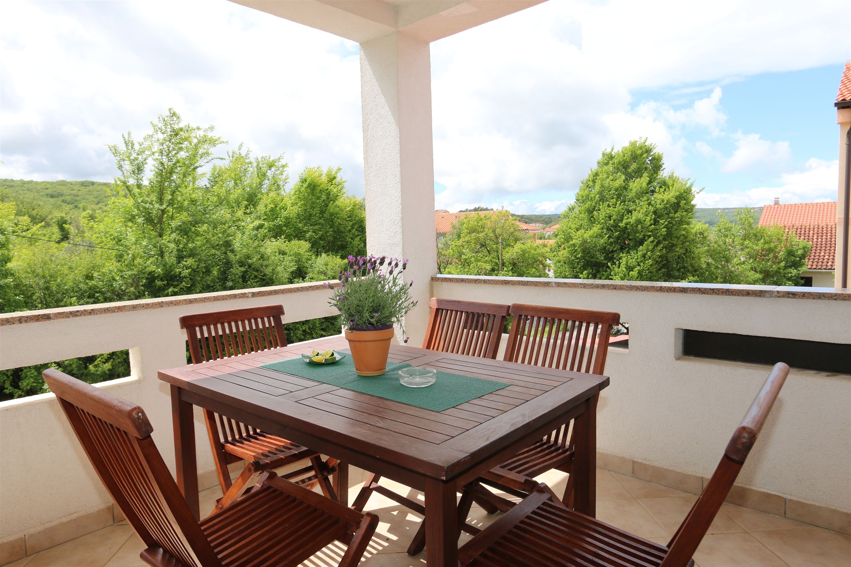 Apartment Bensak 10036-A1