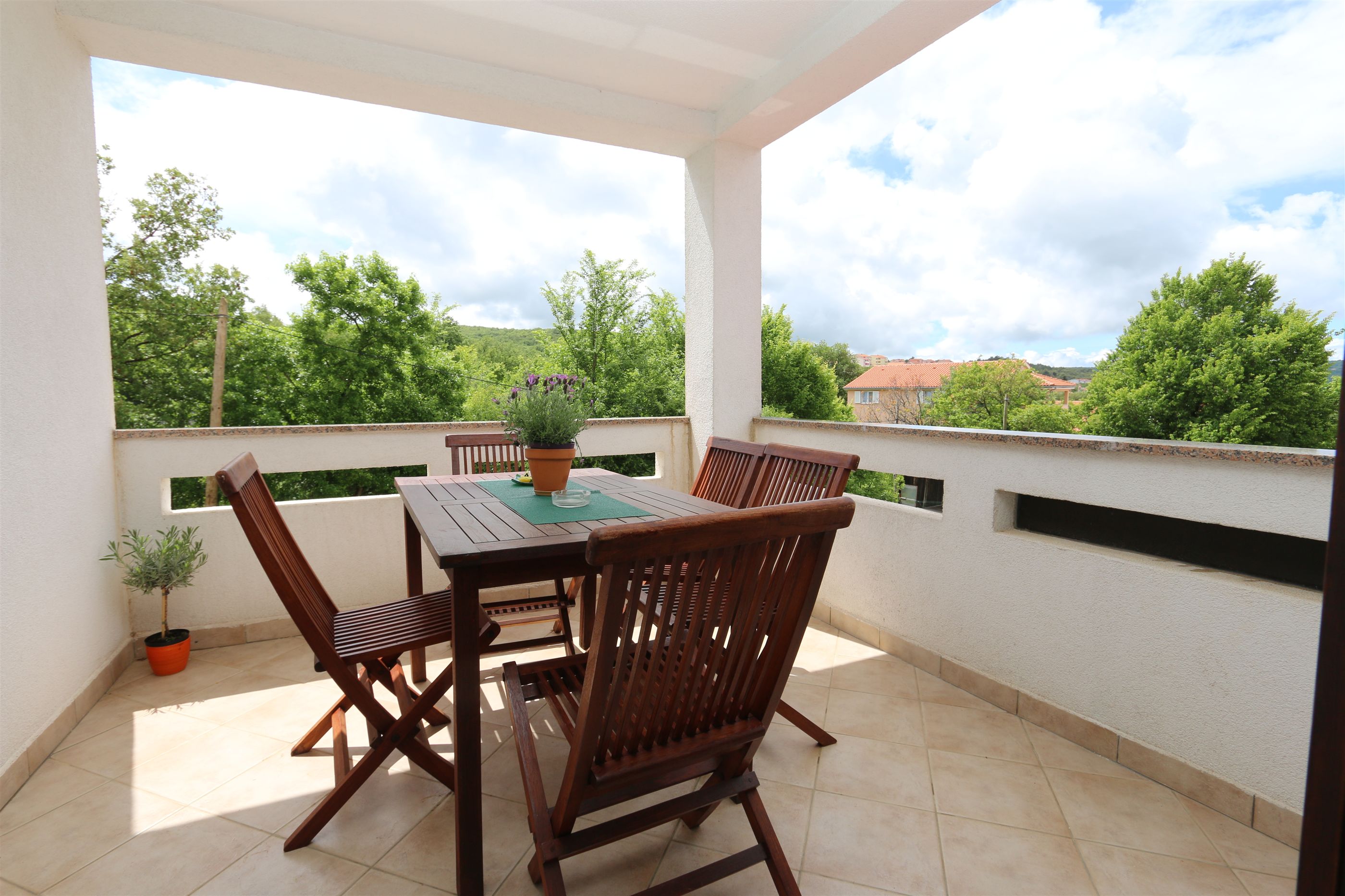 Apartment Bensak 10036-A1
