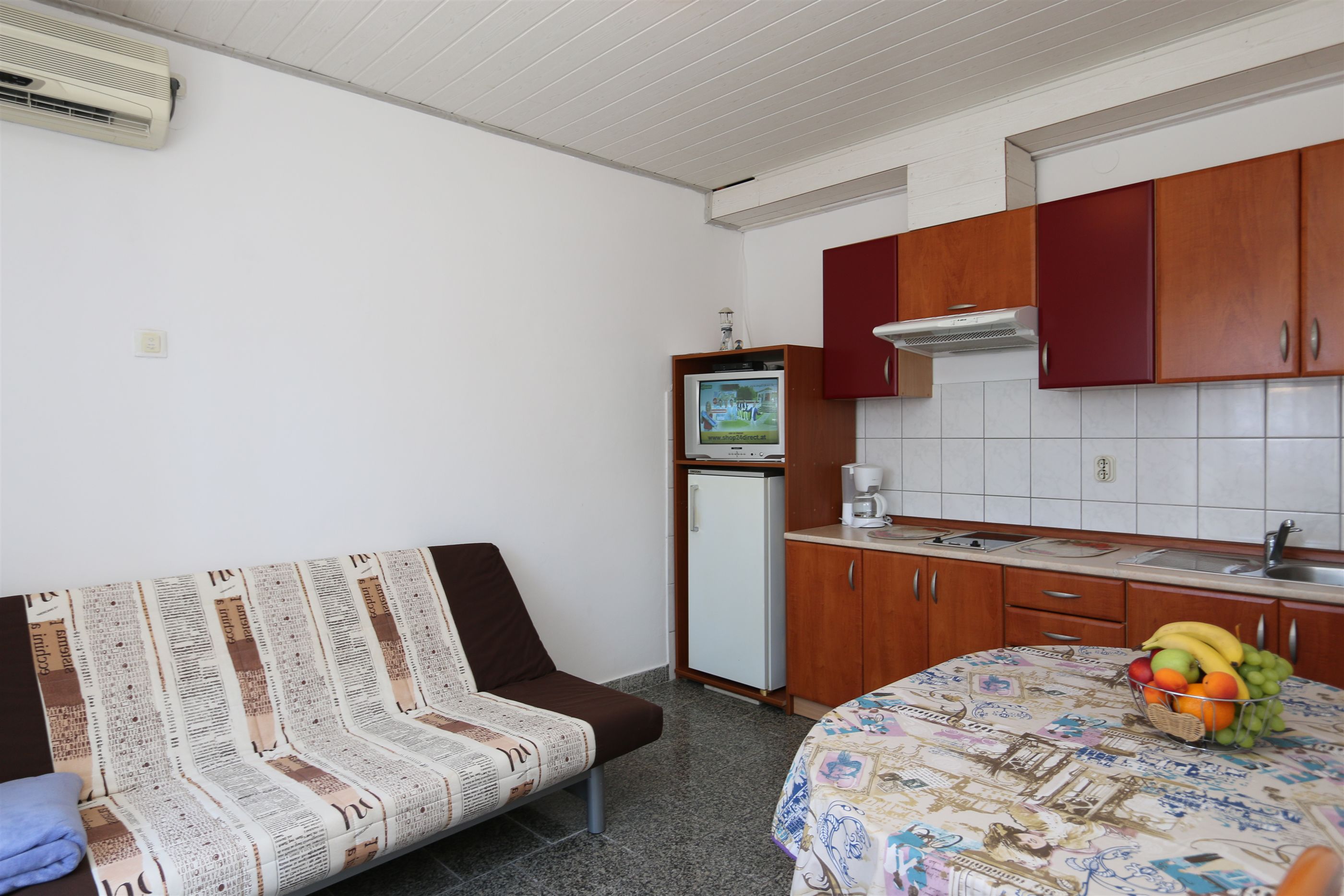 Apartments Jelenovic Ivana 10078-A1