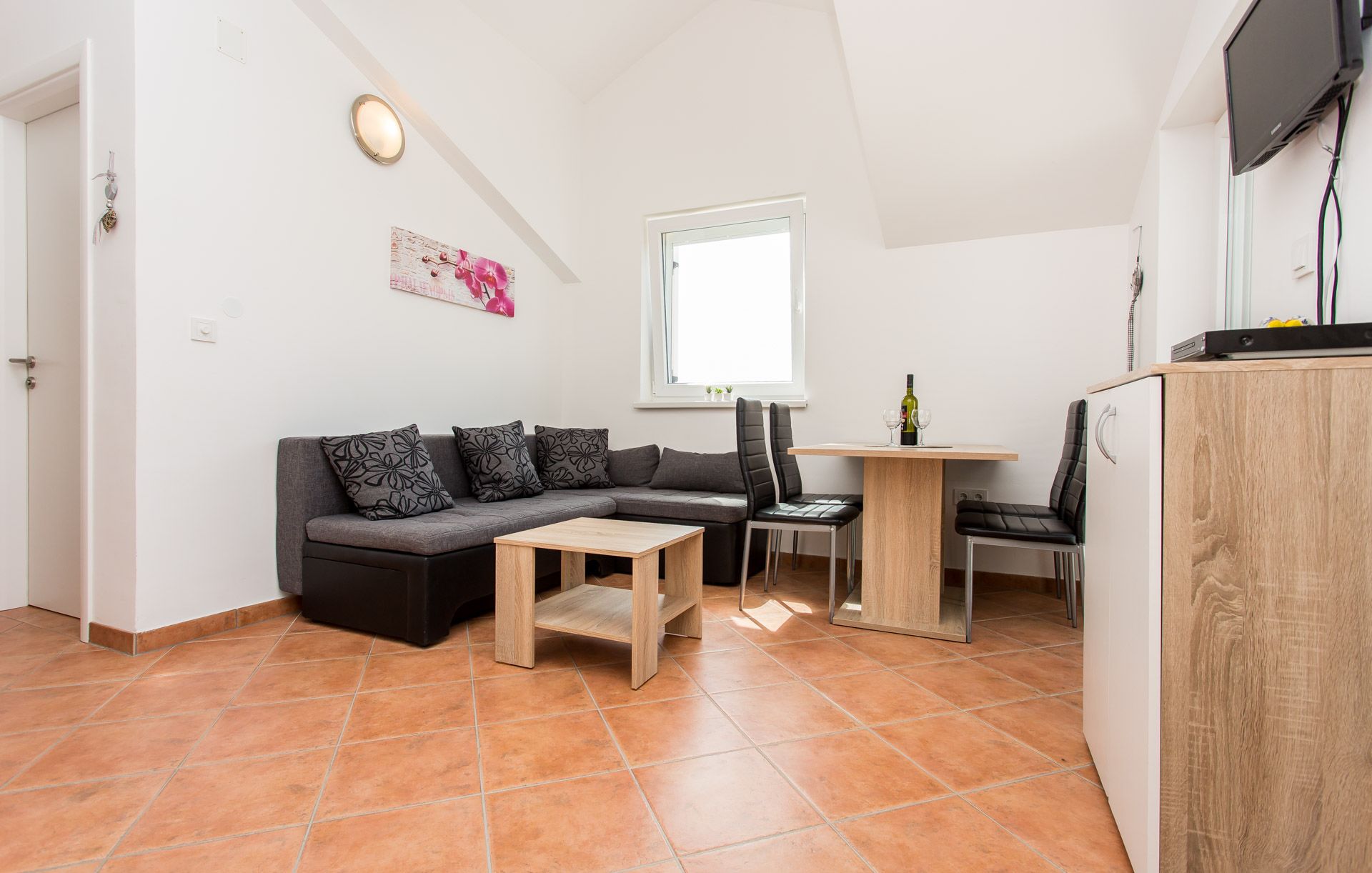Apartment Laštro Nives 86117-A1