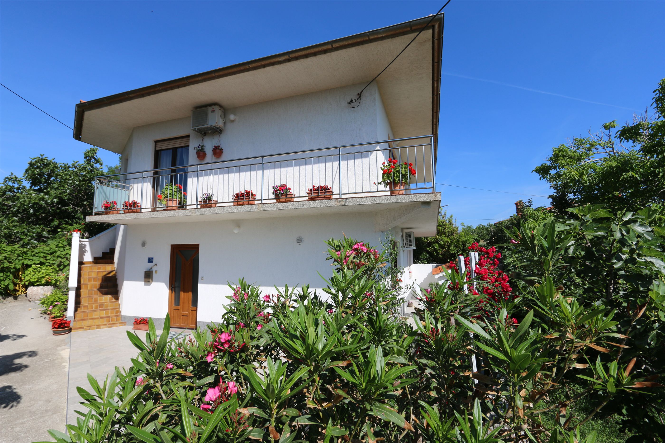 Apartment Car Marica 86119-A1