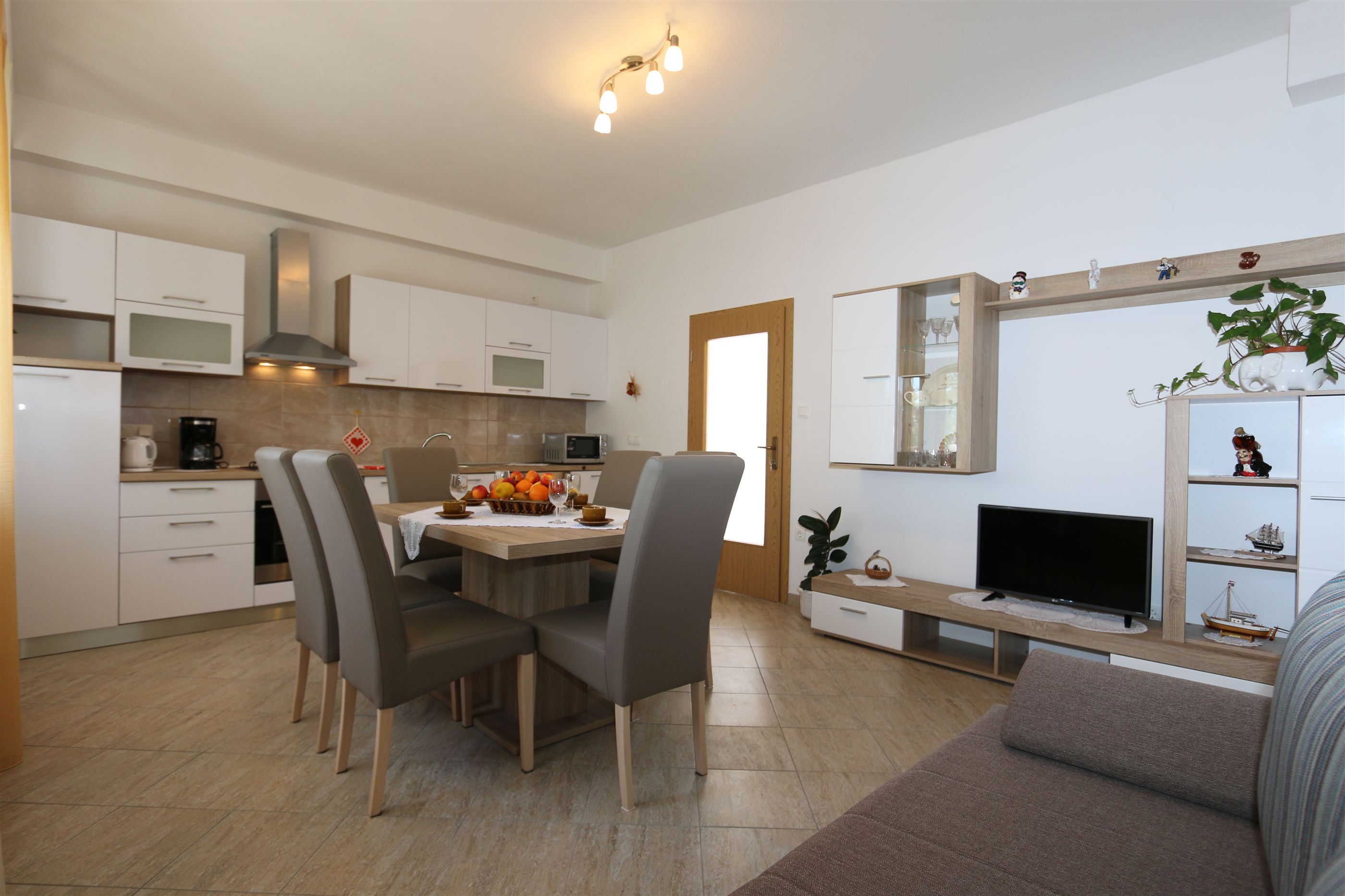 Apartment Car Marica 86119-A1