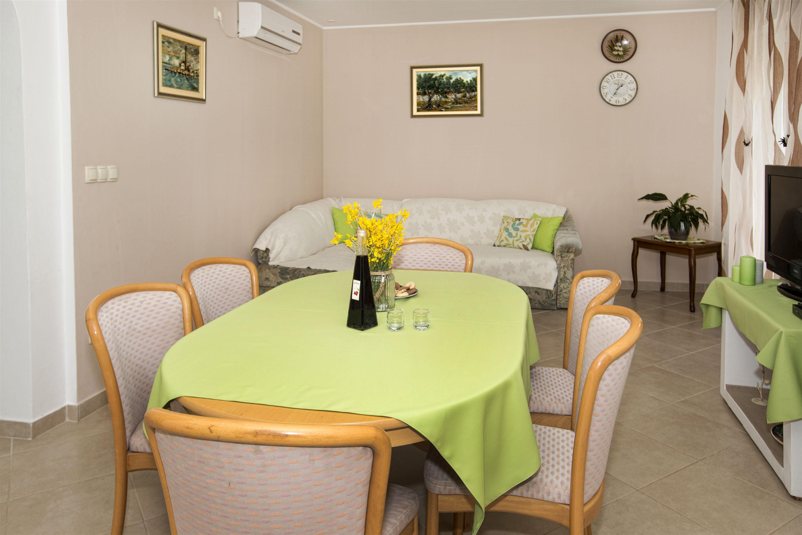 House Stjepan 19681-K1