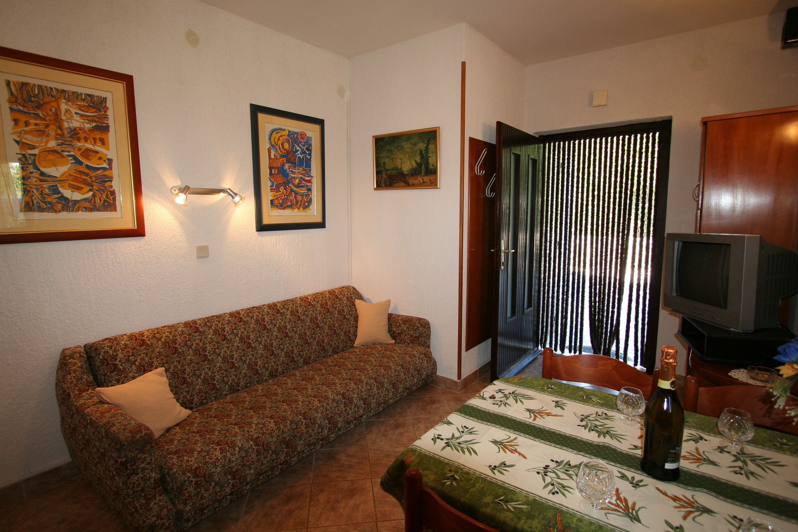 Apartment Uravic 35529-A1