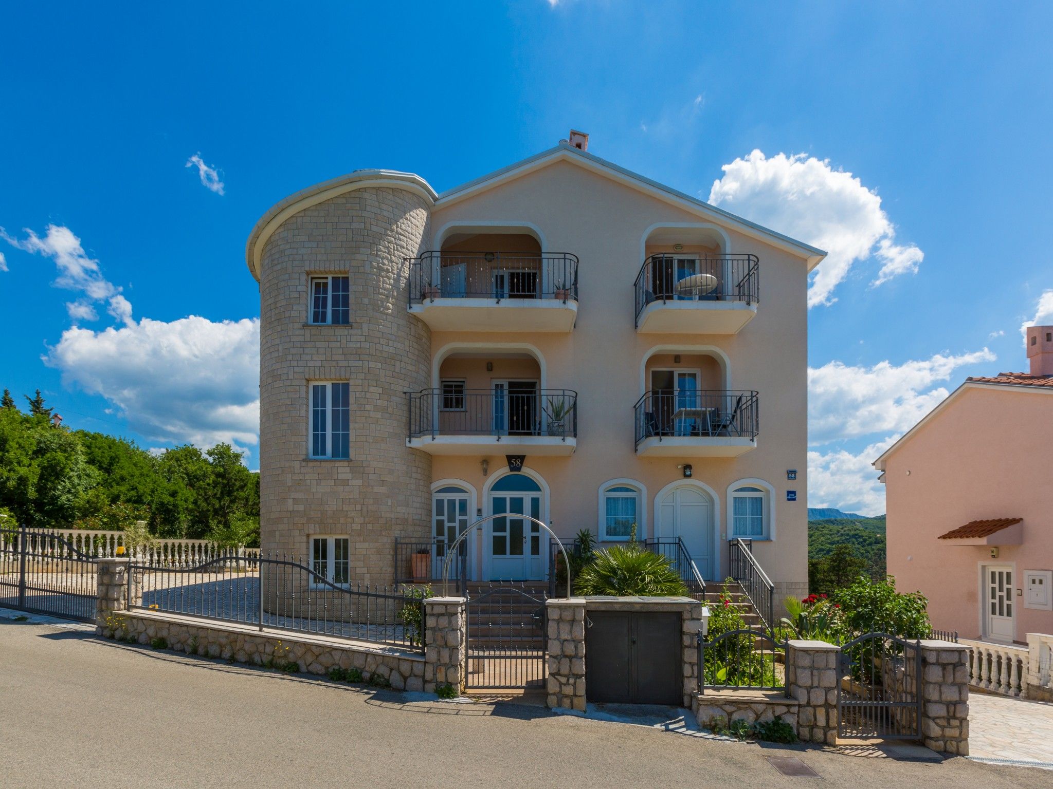 Apartments SEPER 62732-A3
