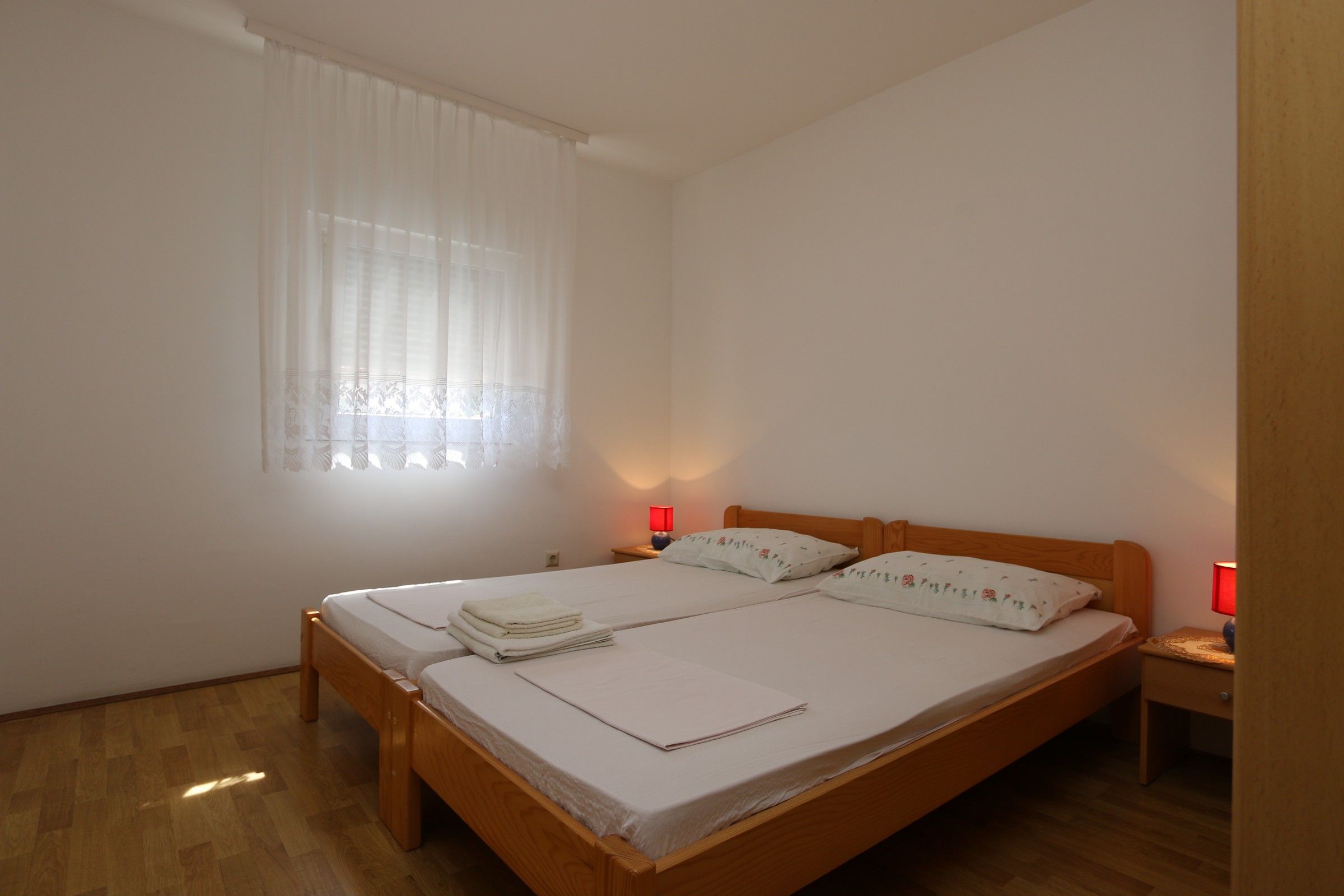 Apartments Penić 10052-A1