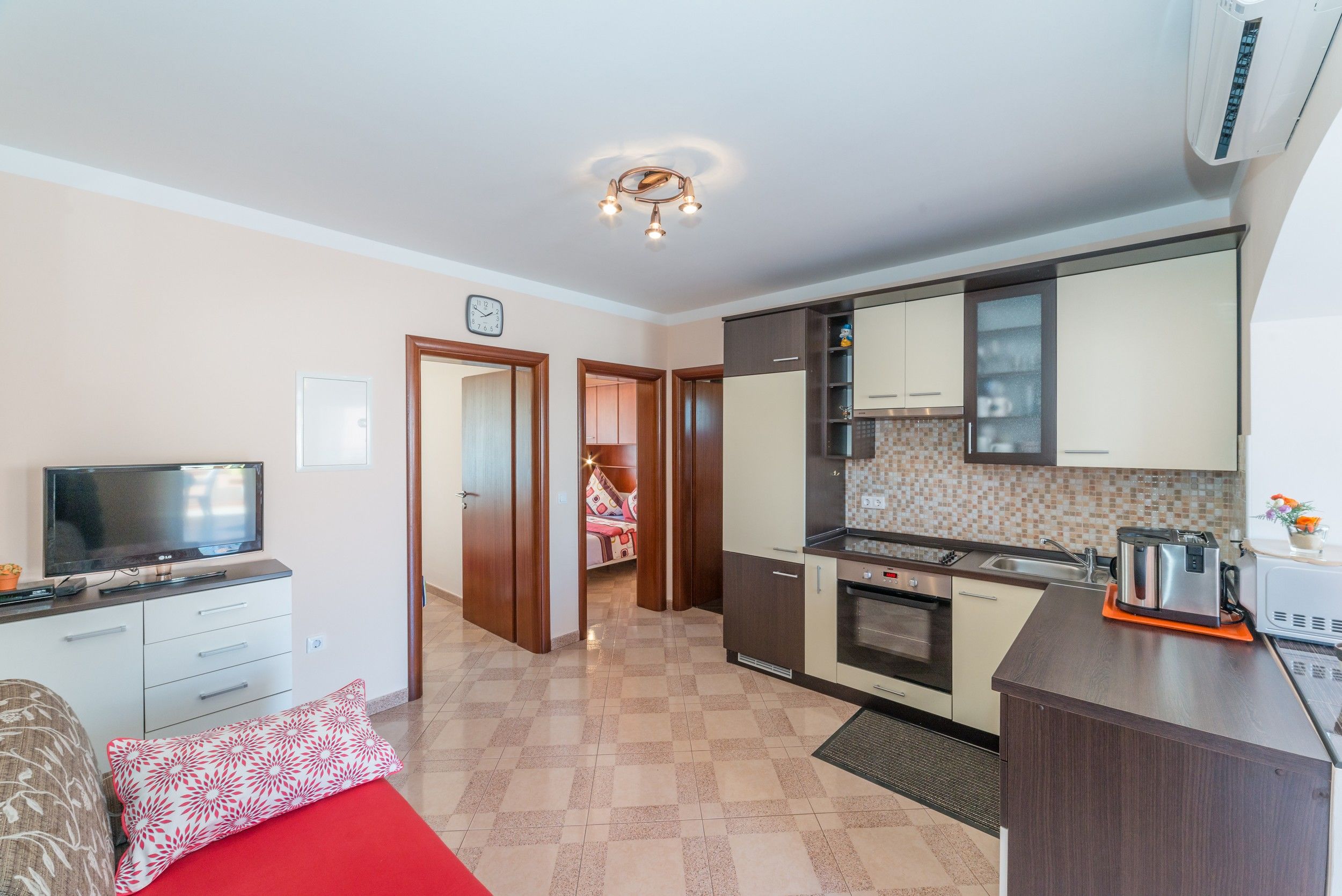 Apartments Hudic 30622-A1