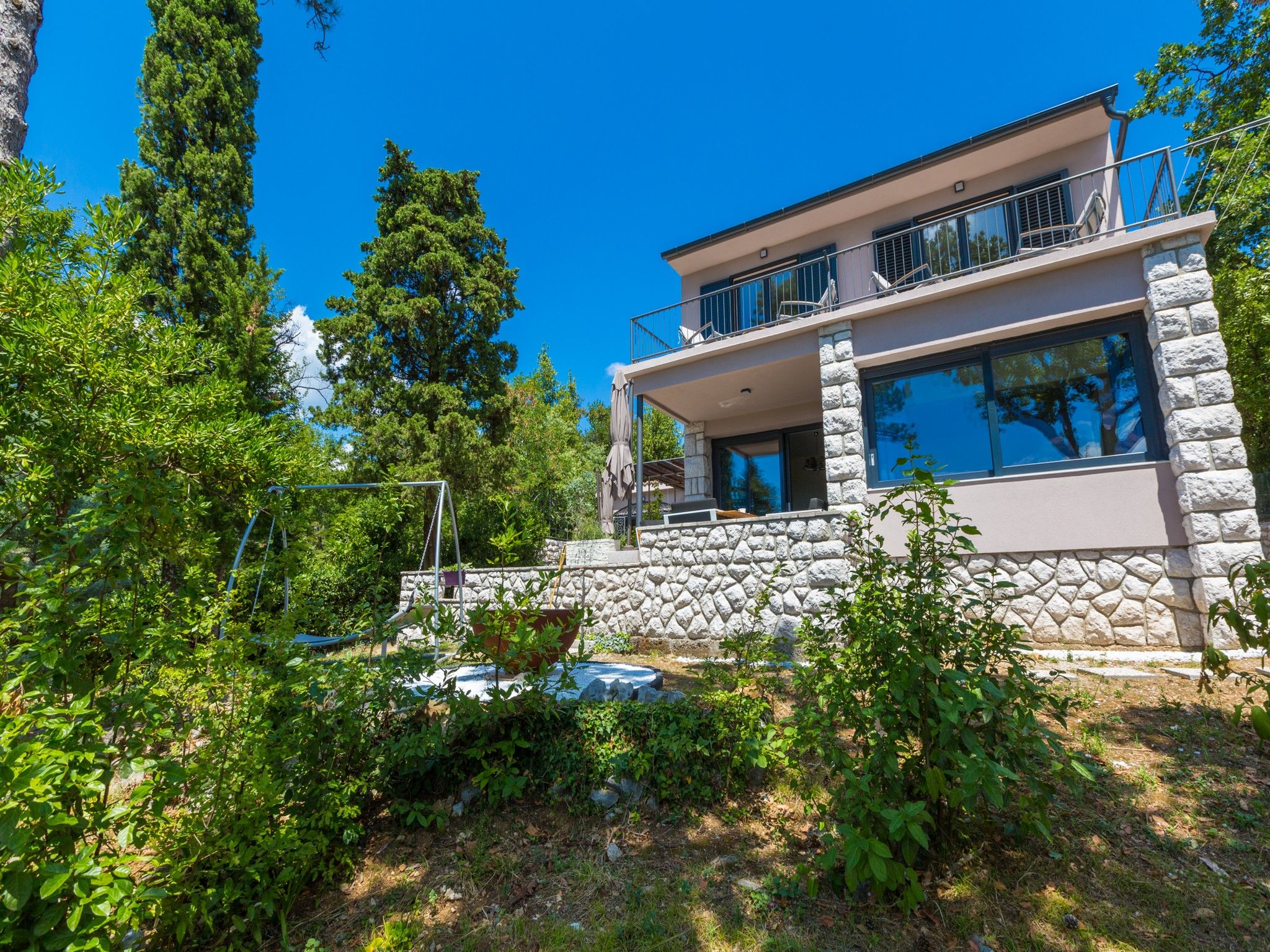 Apartments Goldy 62745-A2