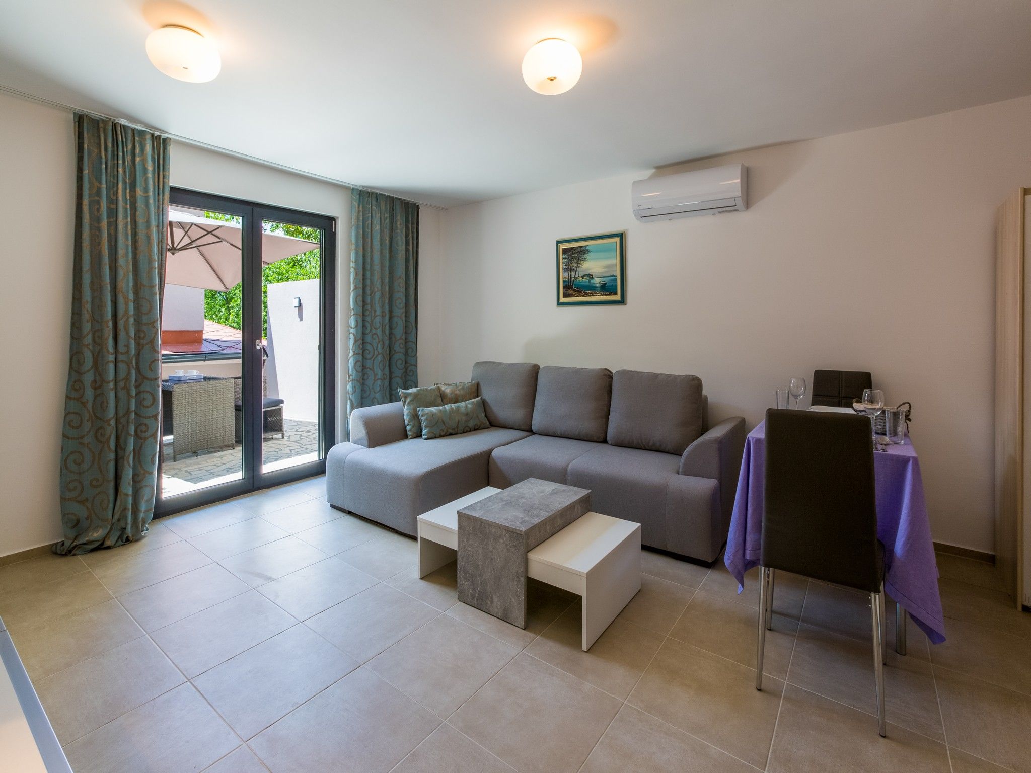 Apartments Goldy 62745-A1